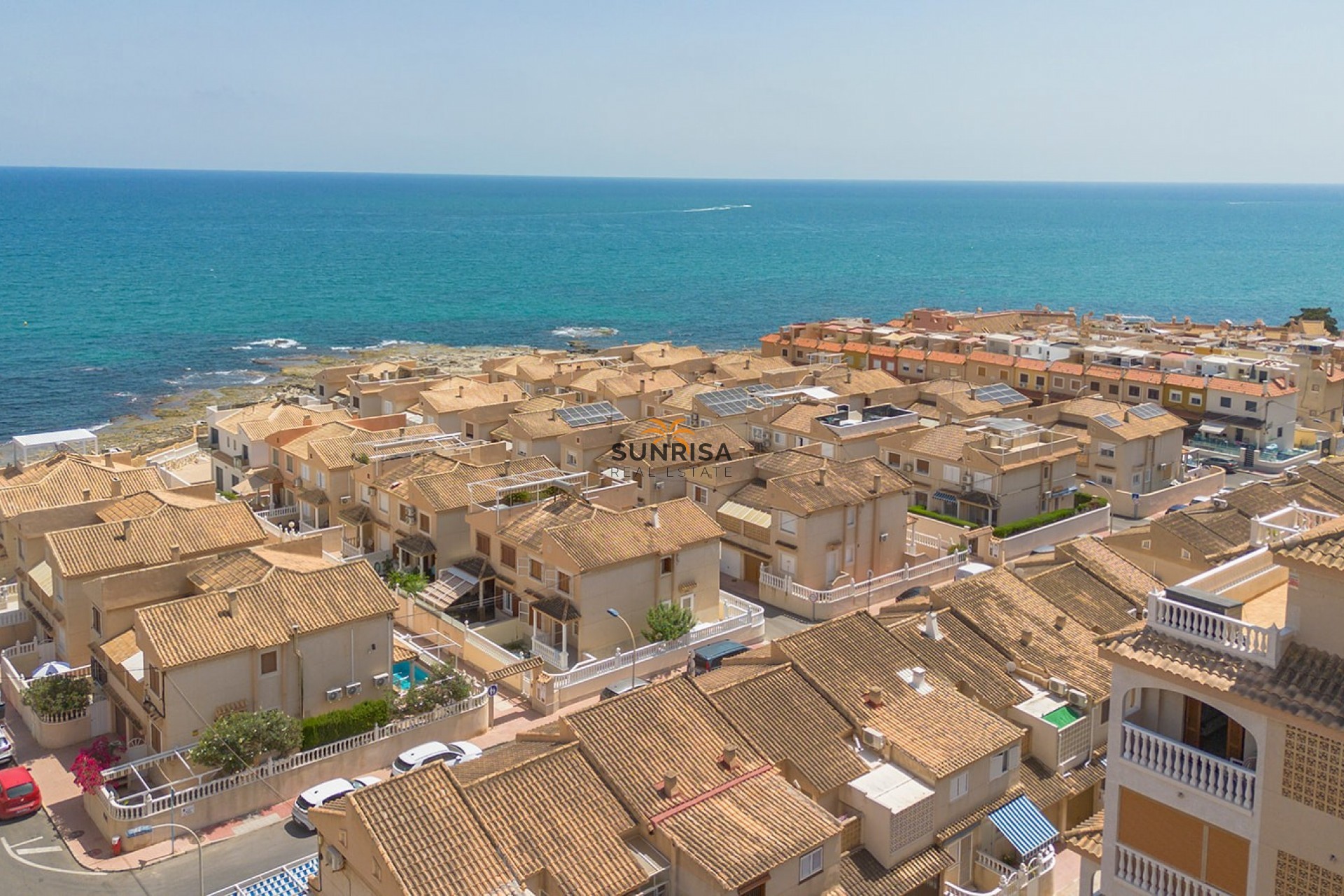 Resale - Townhouse - La Mata