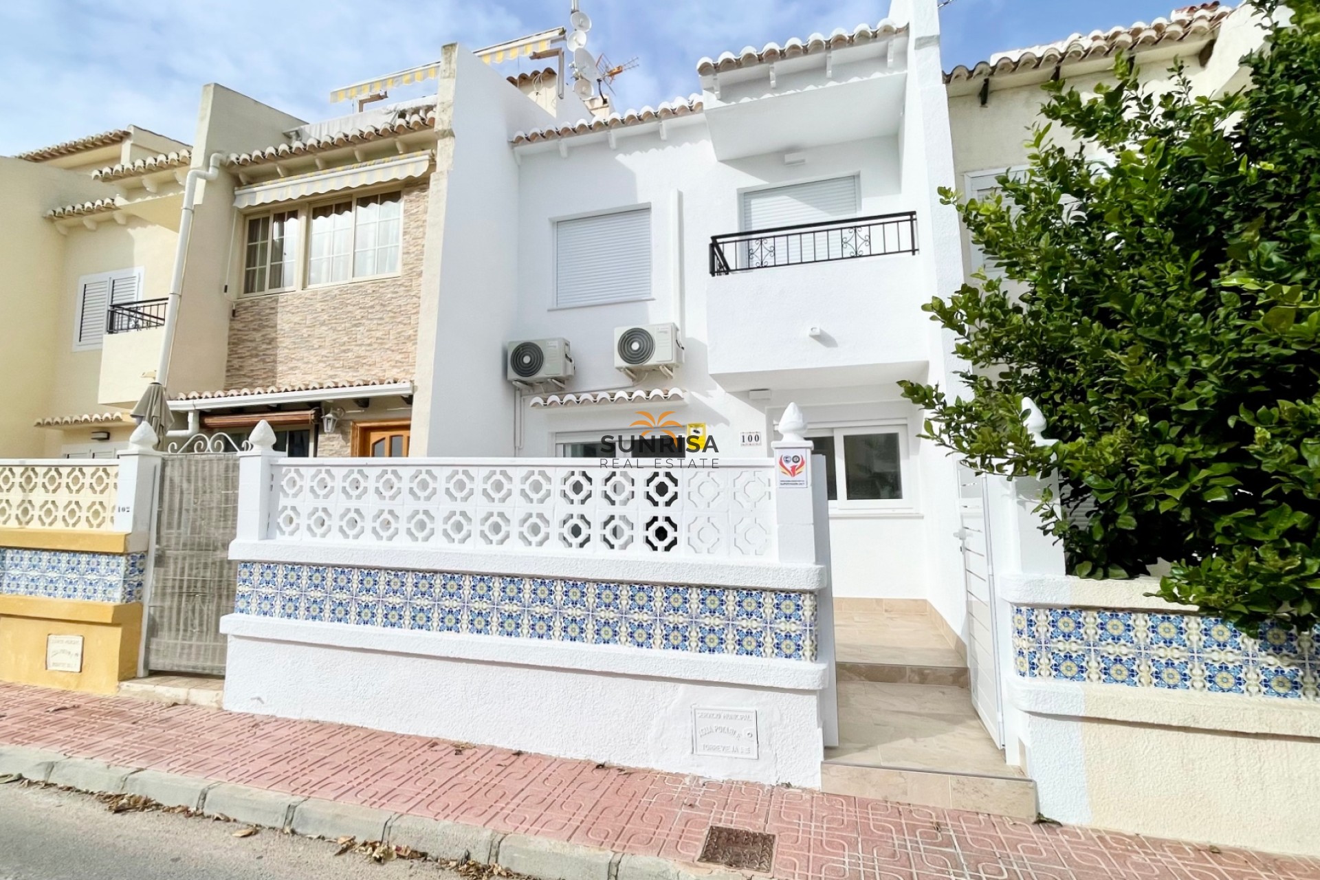 Herverkoop - Herenhuis - Torrevieja
