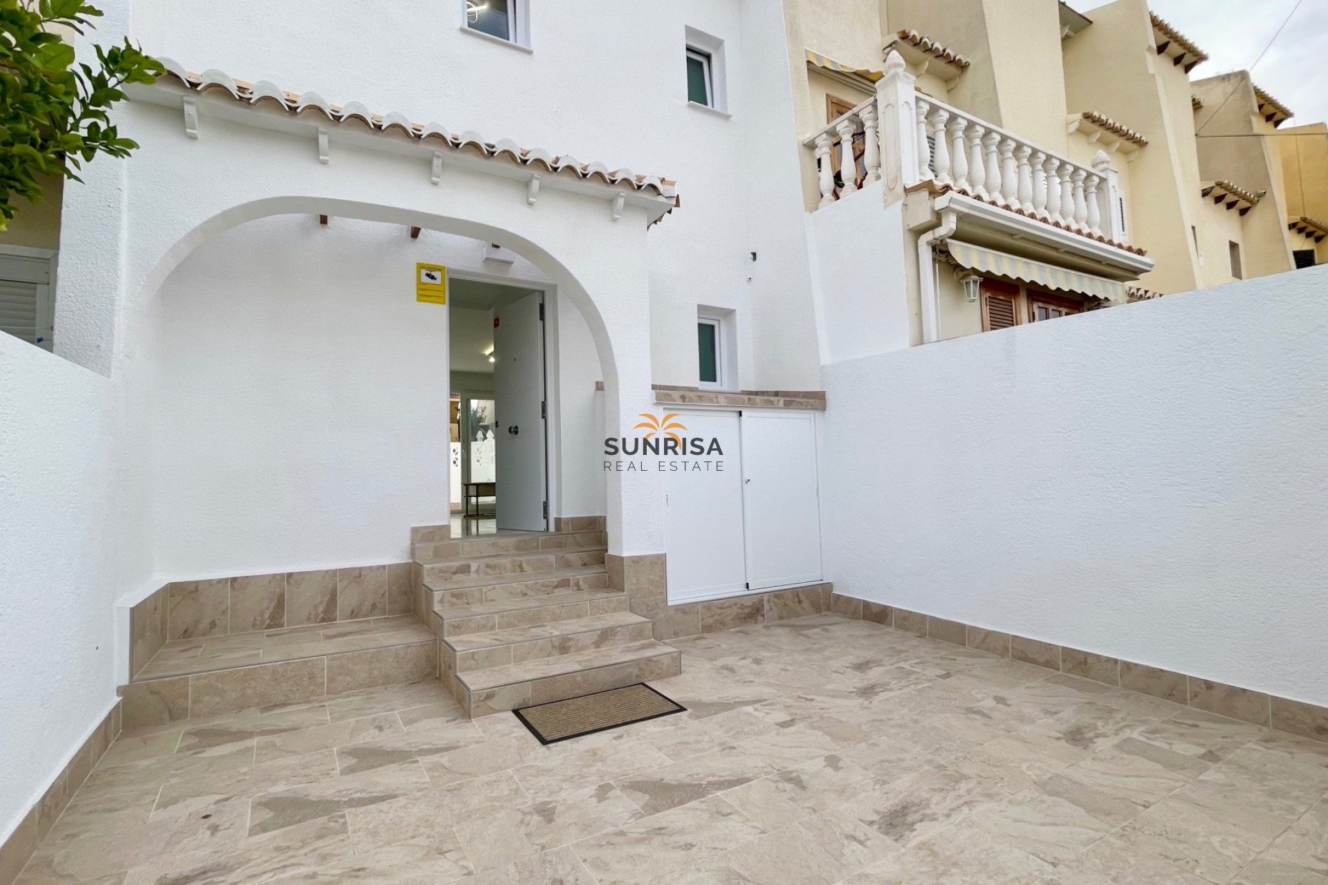 Herverkoop - Herenhuis - Torrevieja