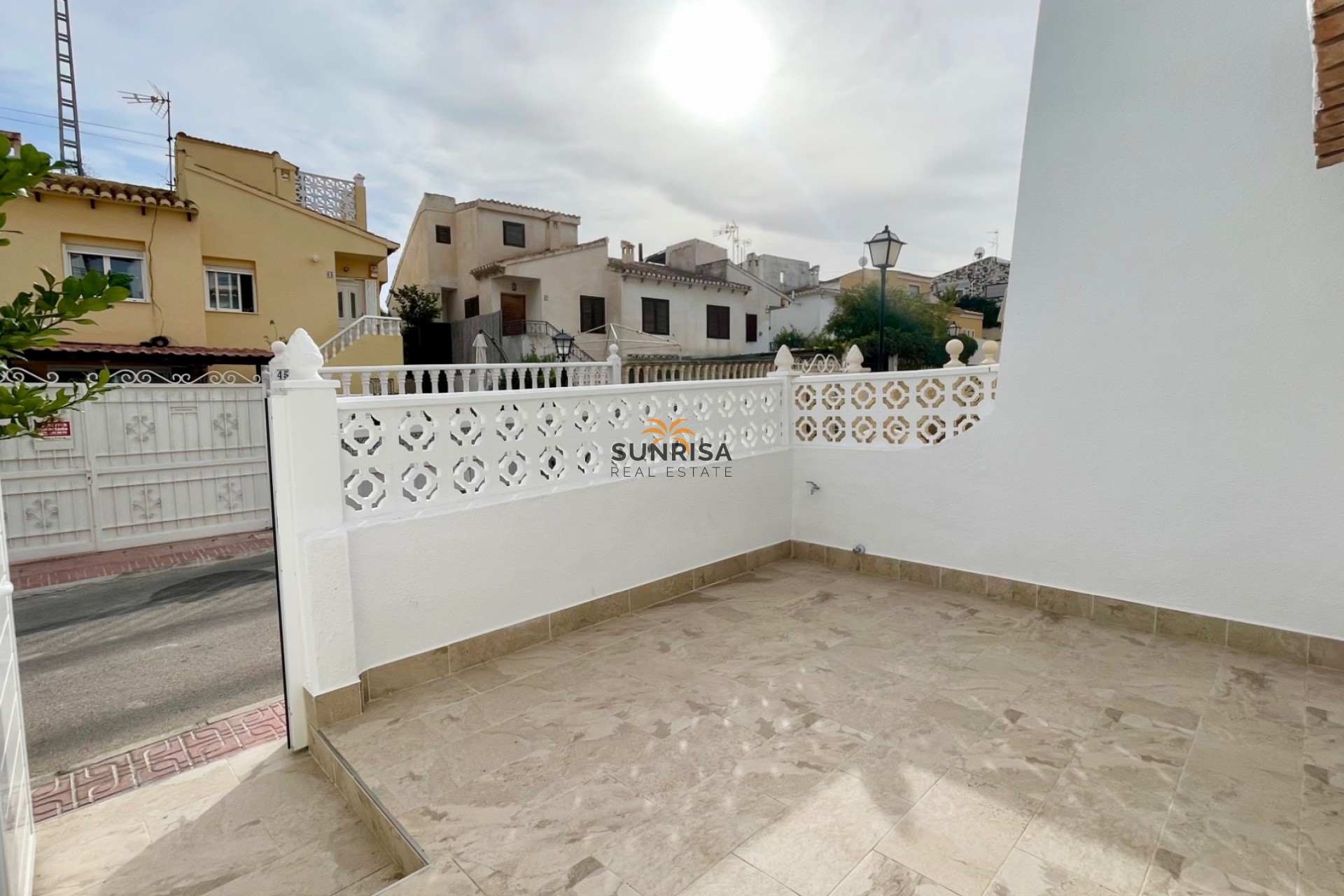 Herverkoop - Herenhuis - Torrevieja