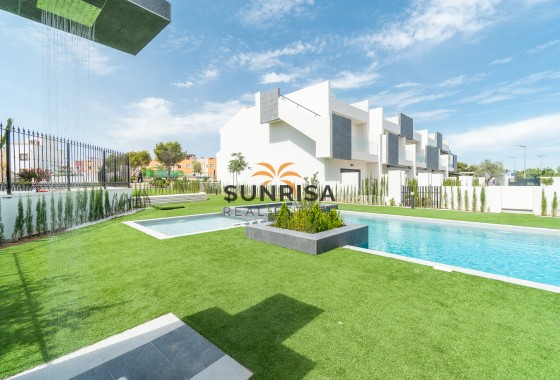 Bungalow · Obra nueva - Torrevieja · Alicante · España