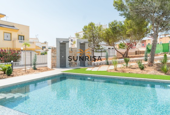 Bungalow · Nouvelle construction - Torrevieja · Alicante · Espagne