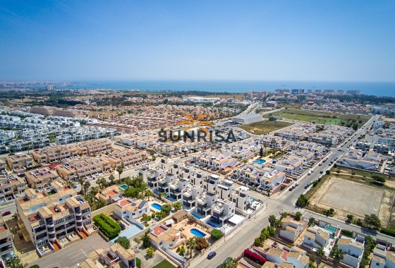 Villa · Revente - Punta Prima · Alicante · Espagne