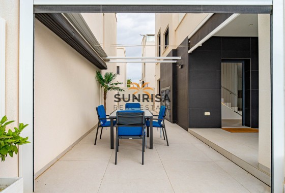 Villa · Revente - Punta Prima · Alicante · Espagne