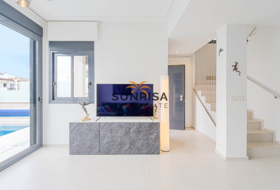 Villa · Revente - Punta Prima · Alicante · Espagne