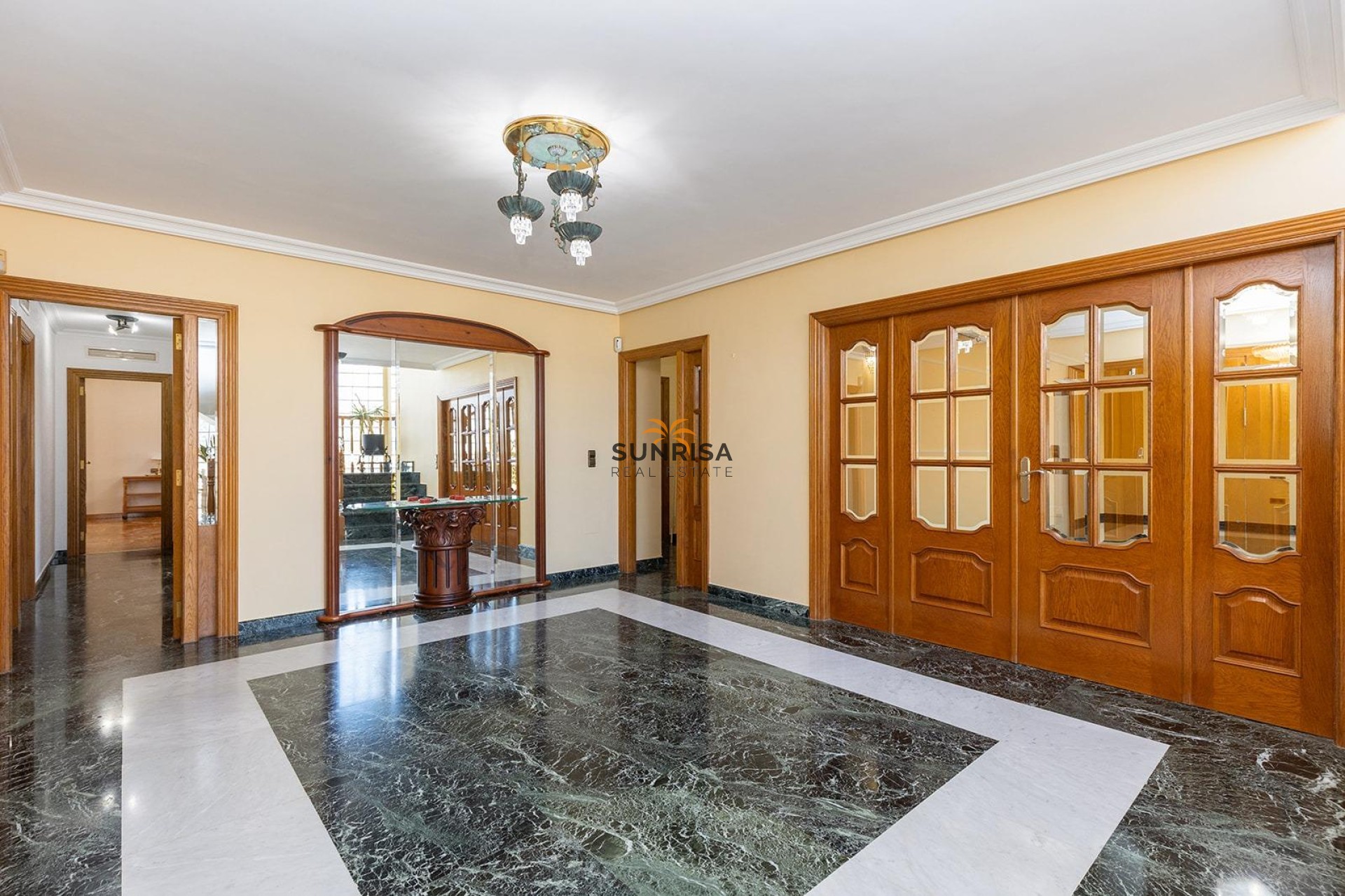 Herverkoop - Villa - Torreta Florida