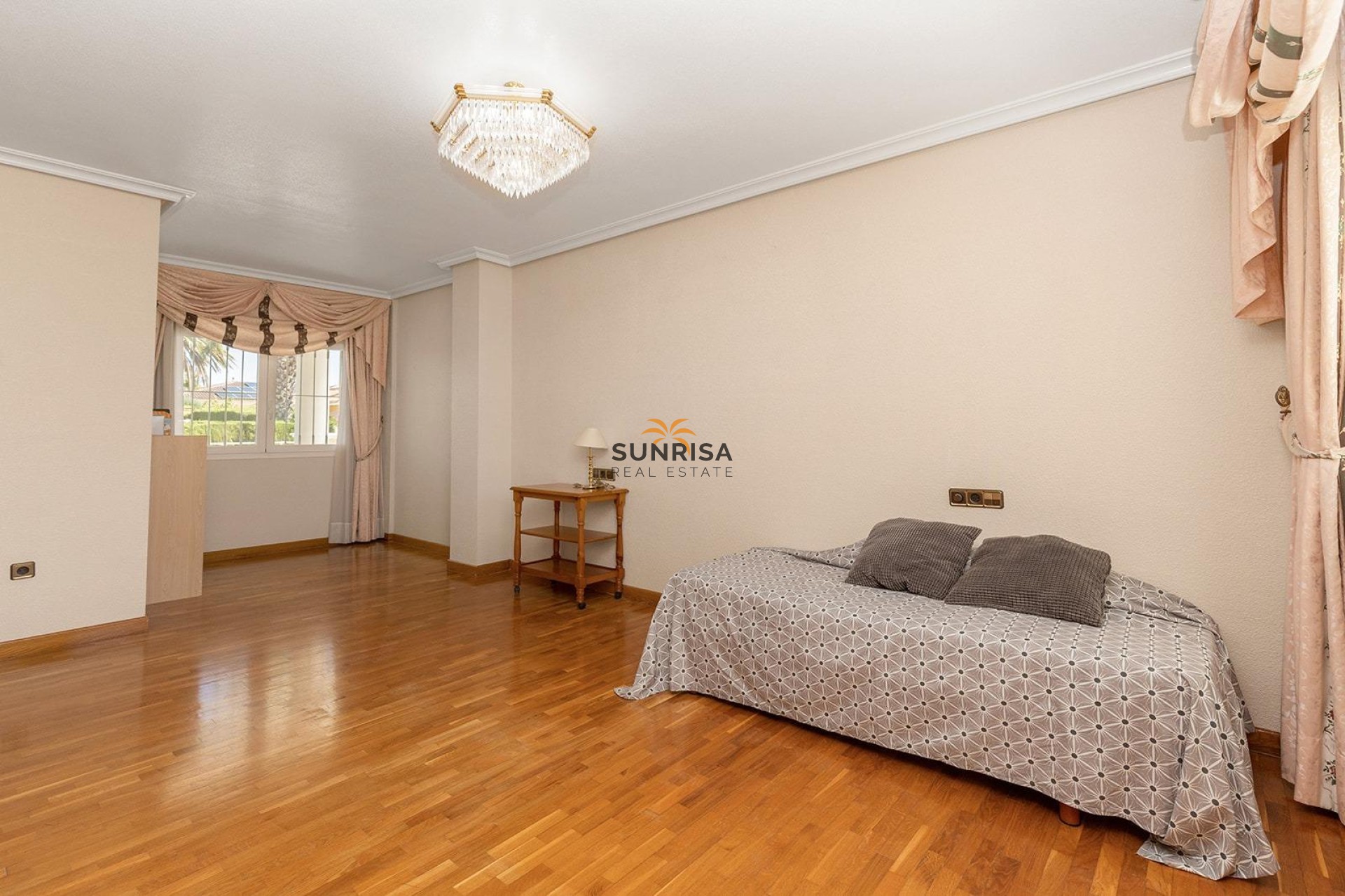Herverkoop - Villa - Torreta Florida