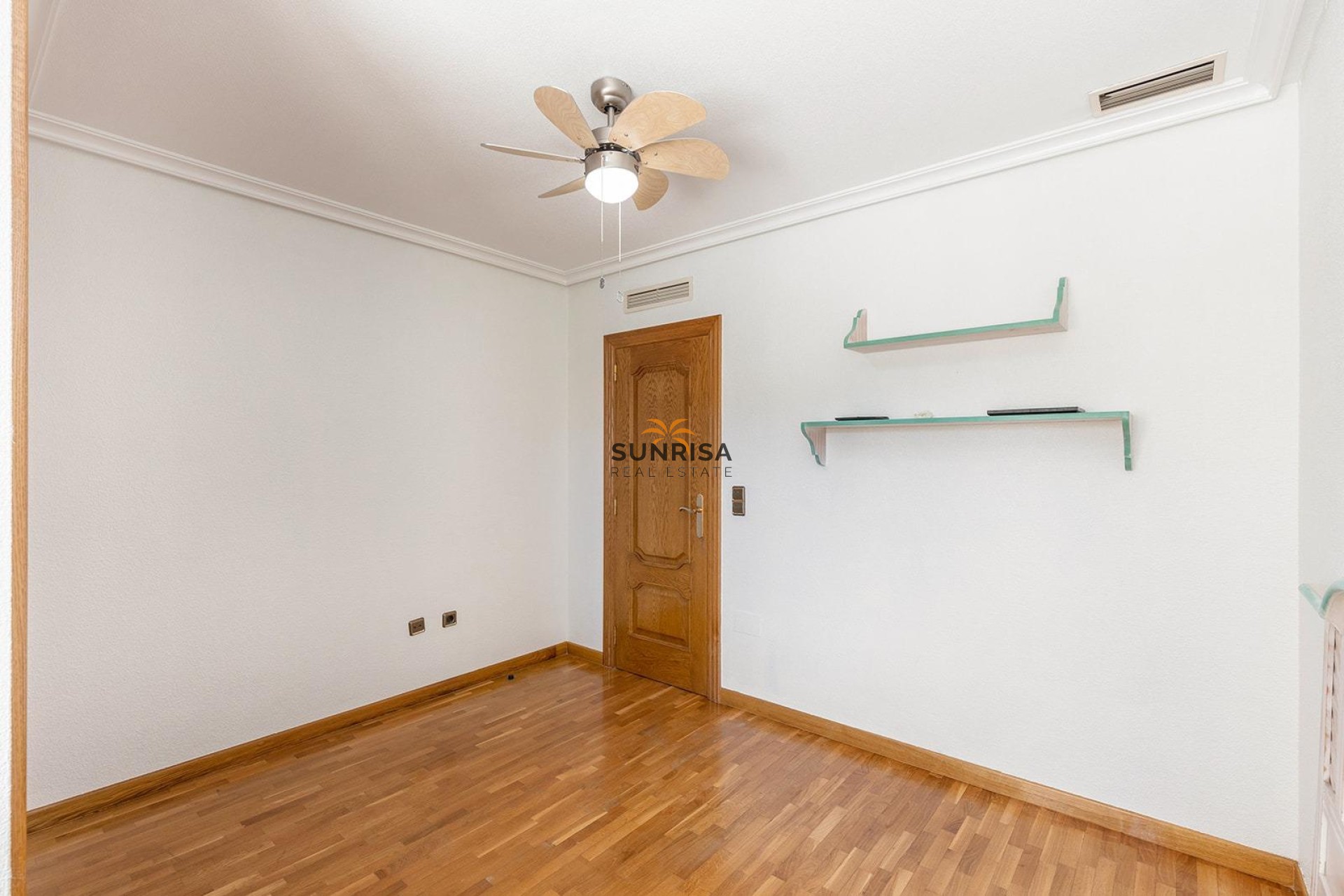 Herverkoop - Villa - Torreta Florida