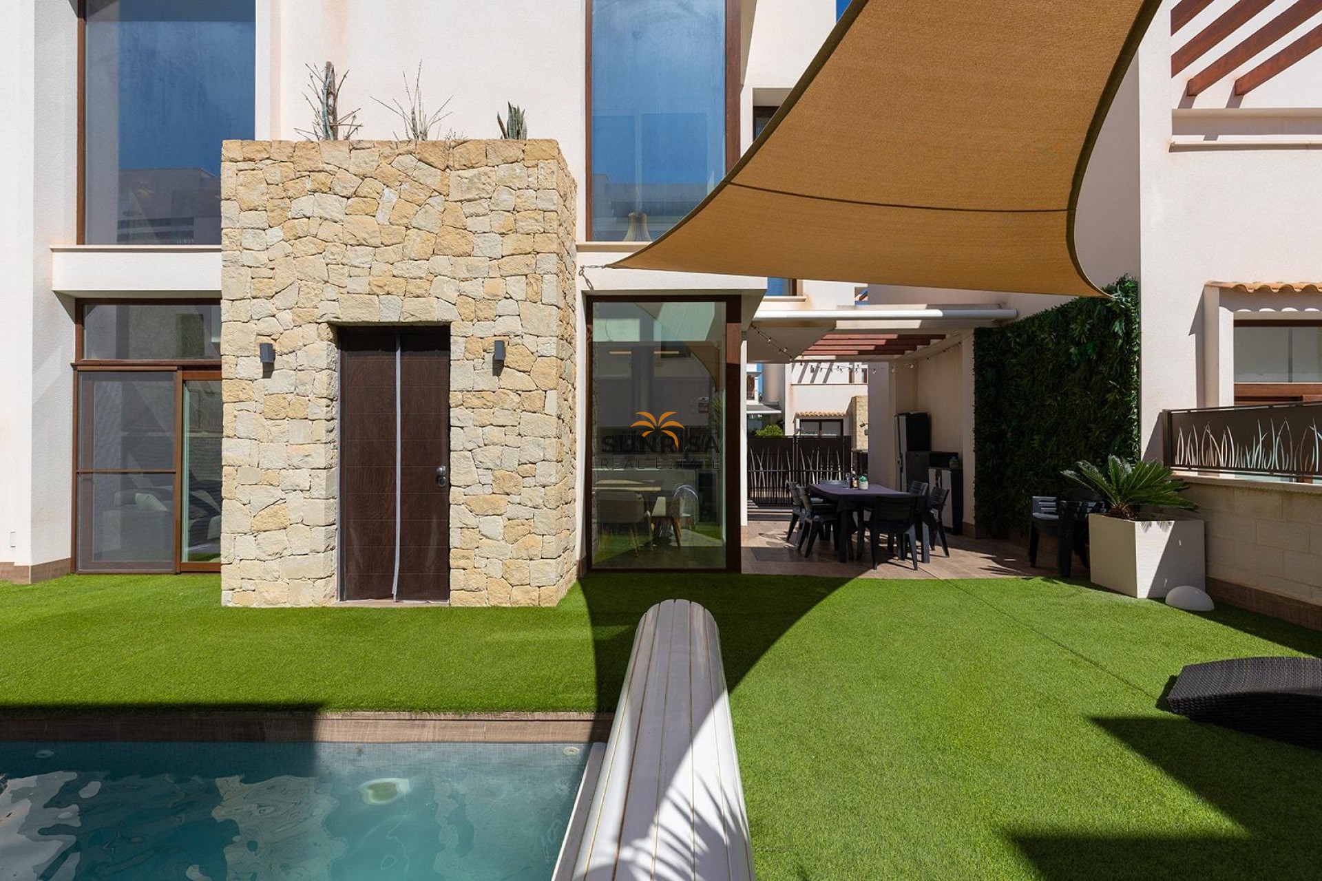 Resale - Villa - Rojales