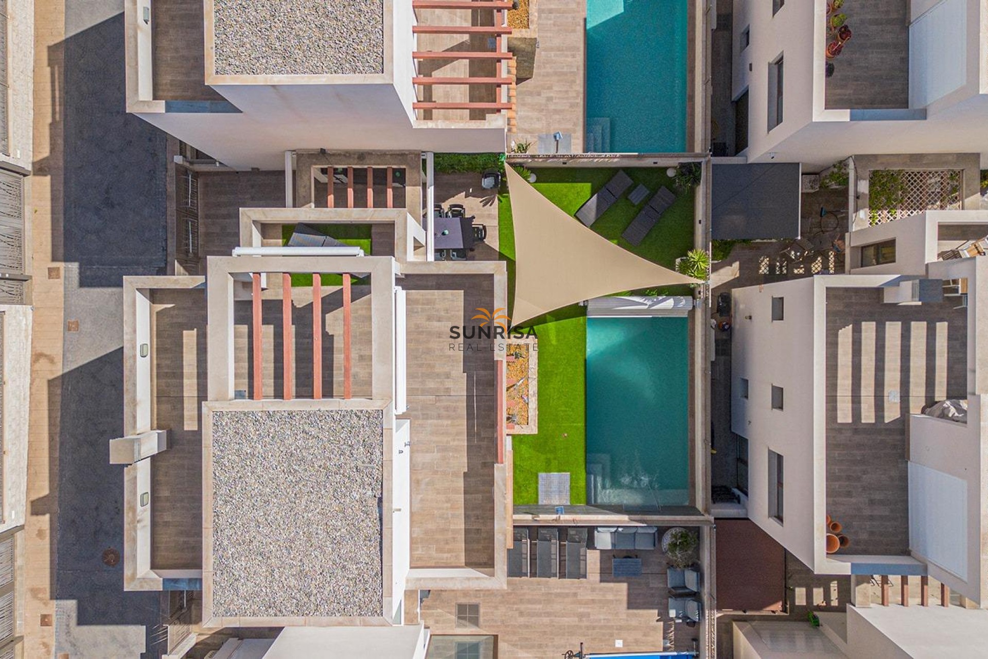 Resale - Villa - Rojales