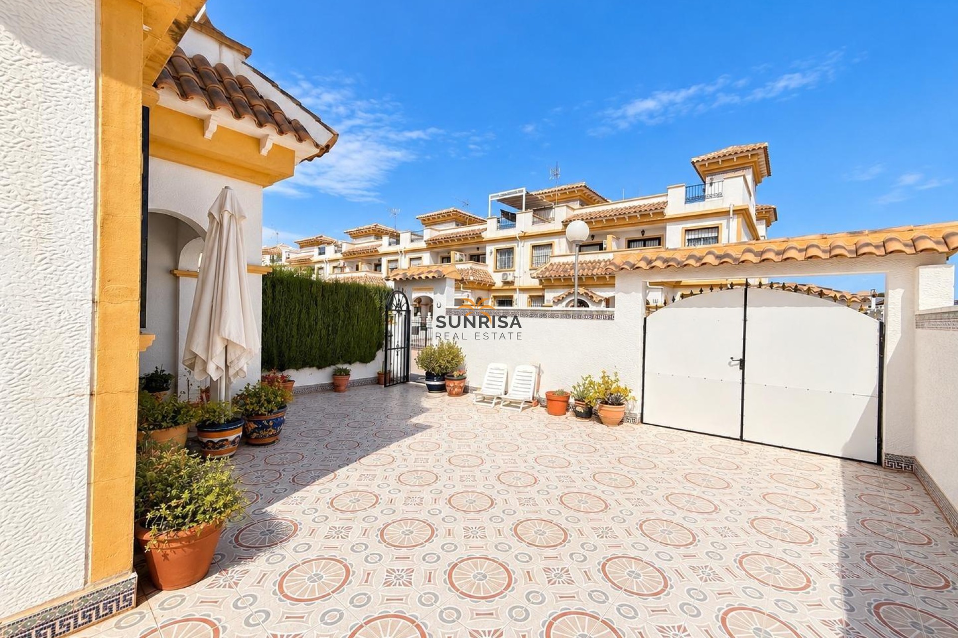 Herverkoop - Herenhuis - Torrevieja