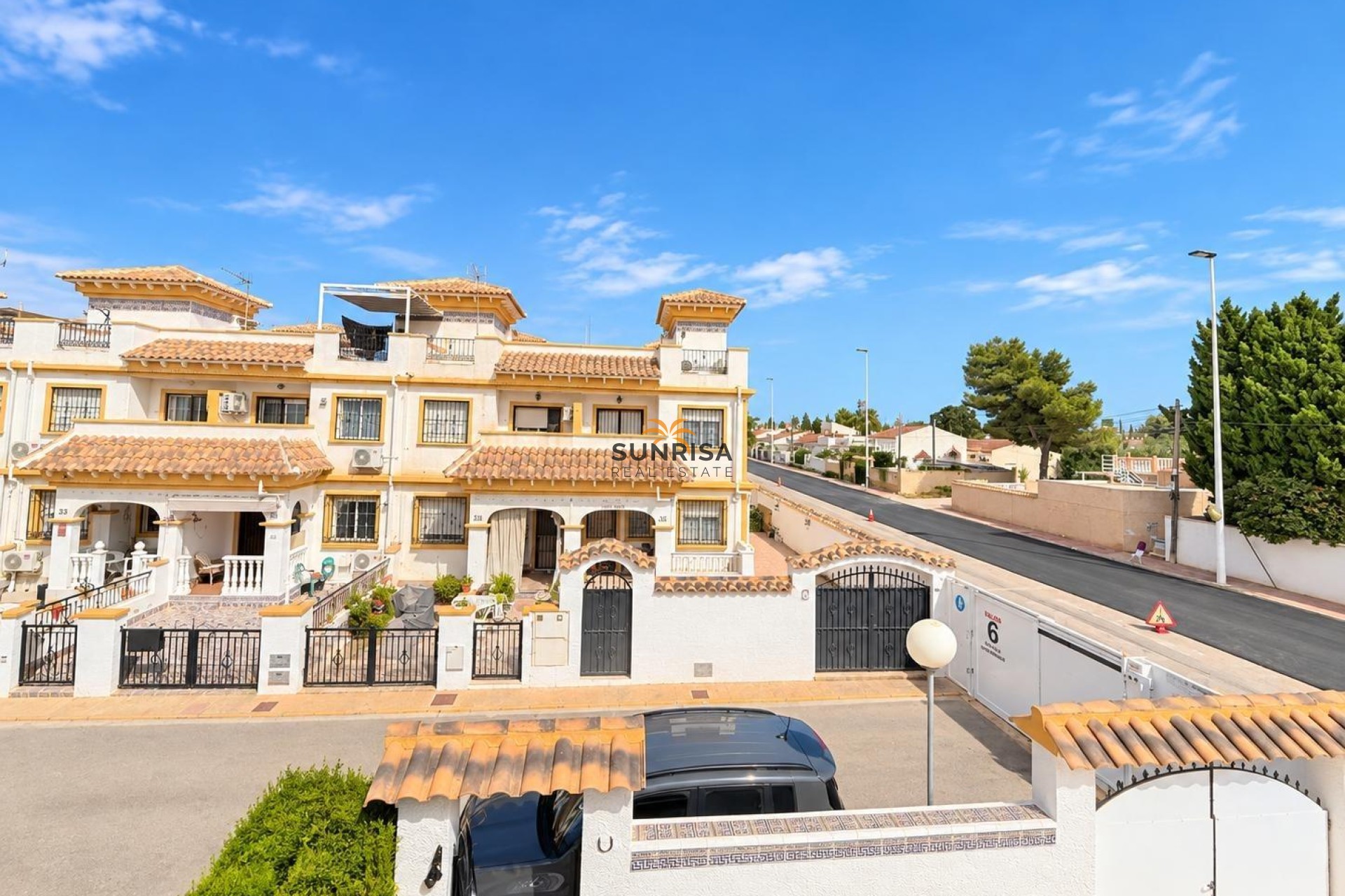 Herverkoop - Herenhuis - Torrevieja