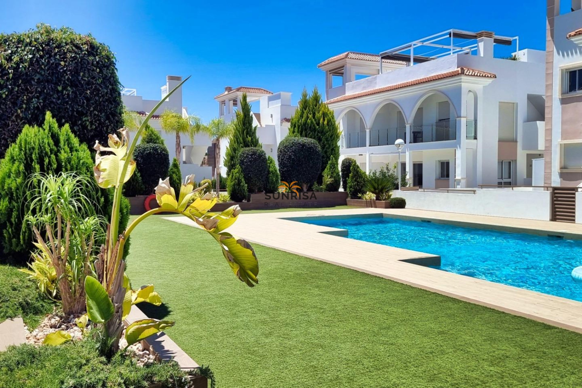 Resale - Bungalow - Rojales