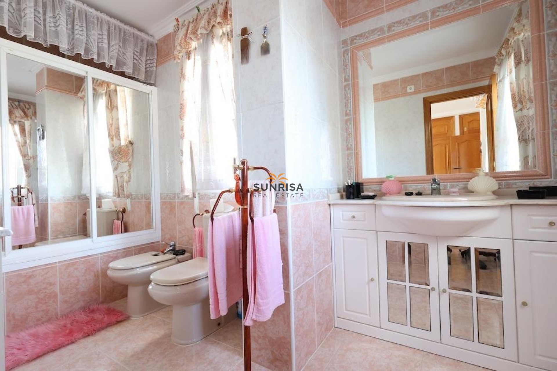 Resale - House - Orihuela Costa