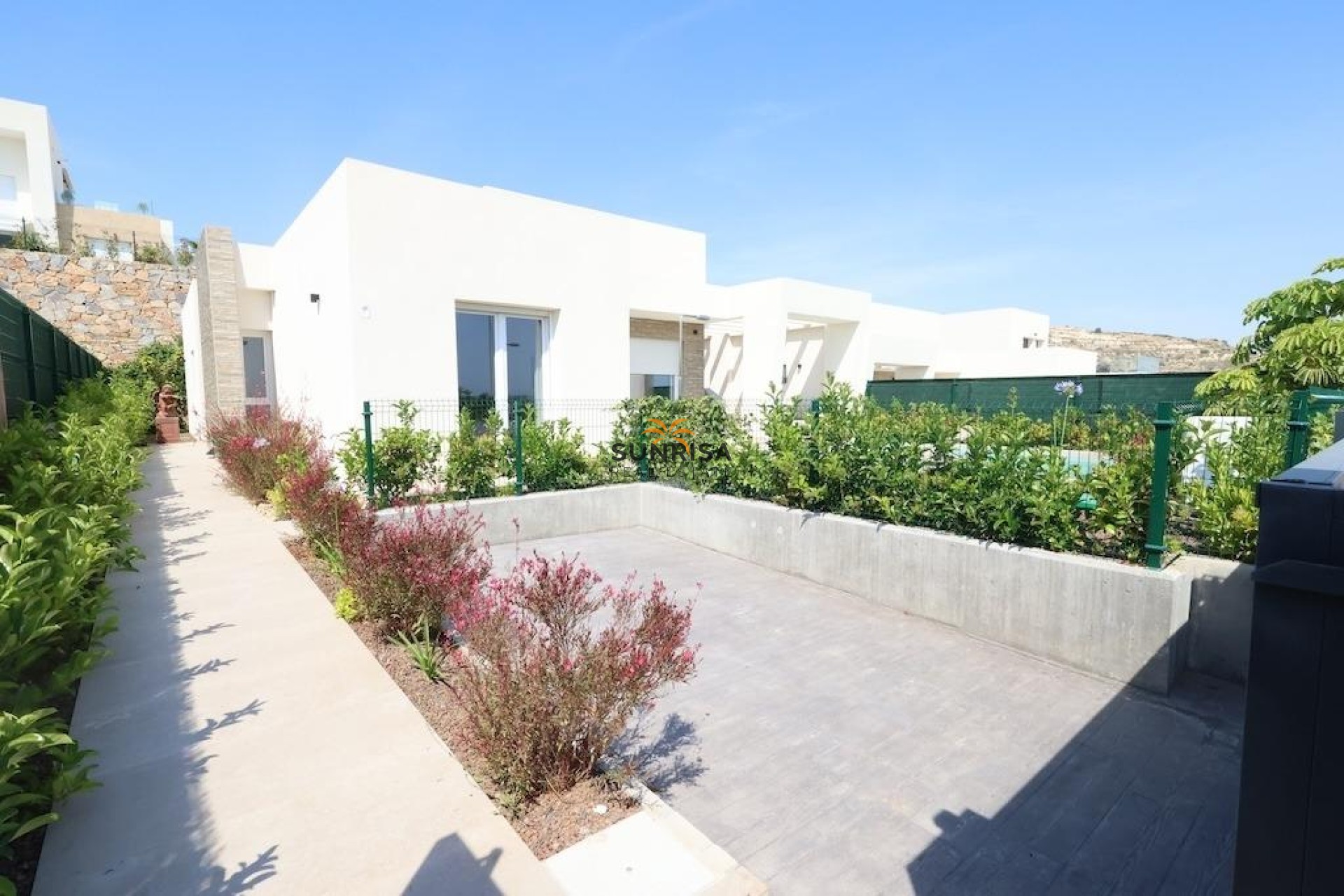 Resale - Villa - Algorfa