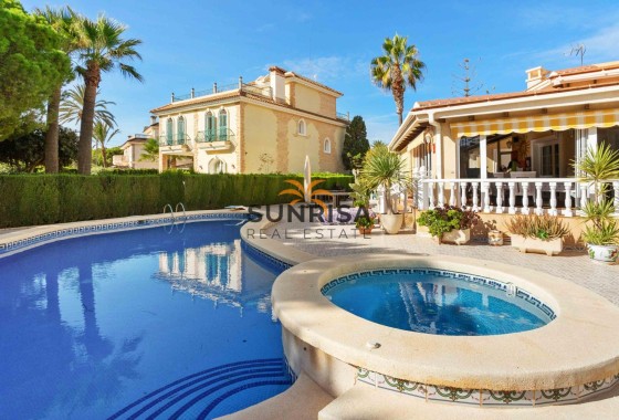 Villa · Reventa - Cabo Roig · Alicante · España