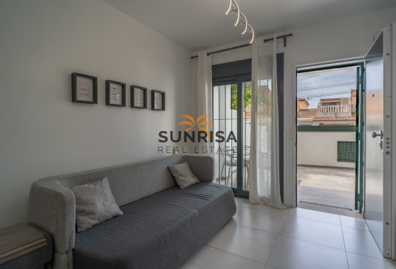 Appartement · Herverkoop - Pilar de la Horadada · Mil Palmeras · Alicante · Spanje