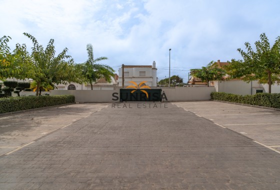 Appartement · Herverkoop - Pilar de la Horadada · Mil Palmeras · Alicante · Spanje