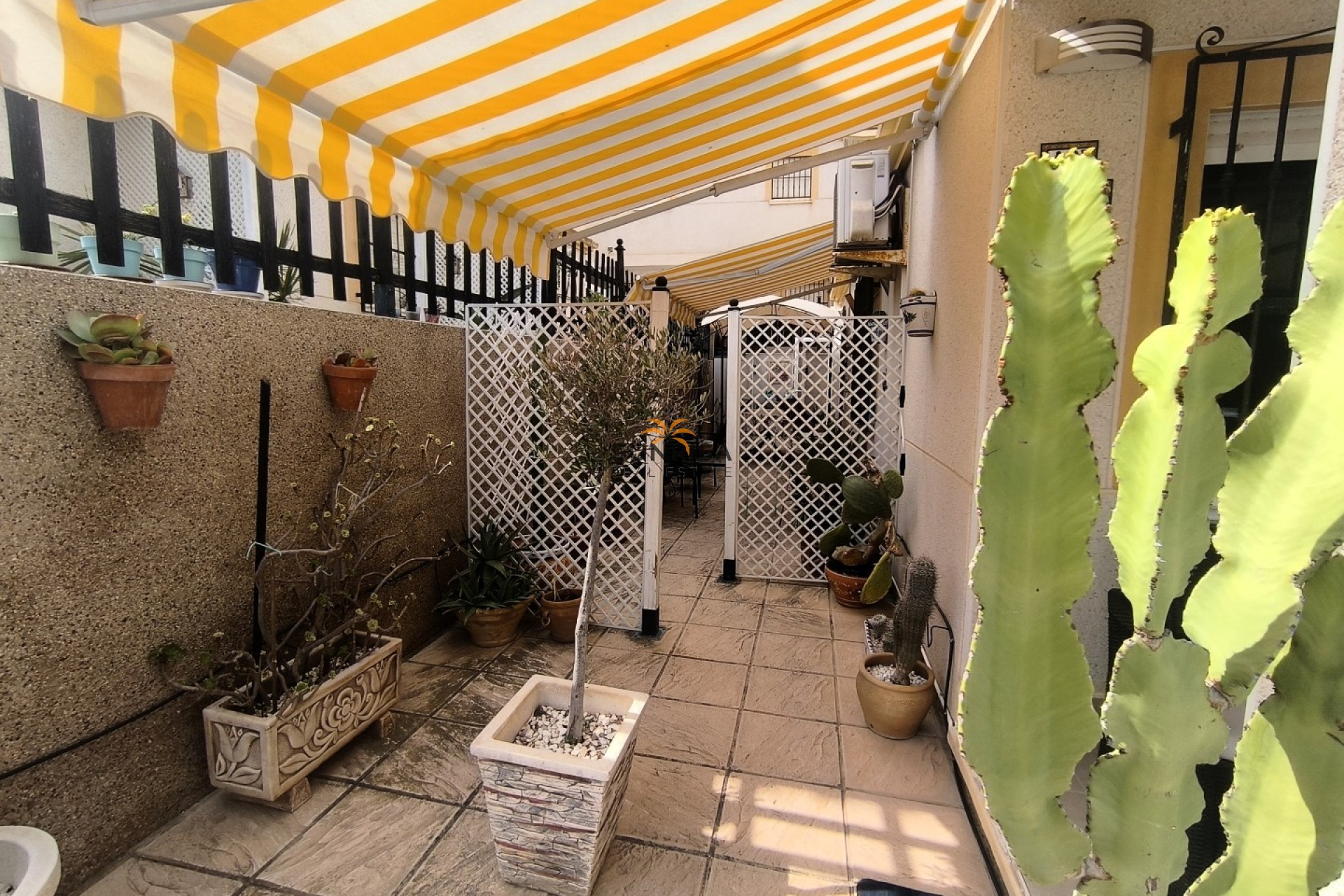 Resale - Townhouse - Algorfa