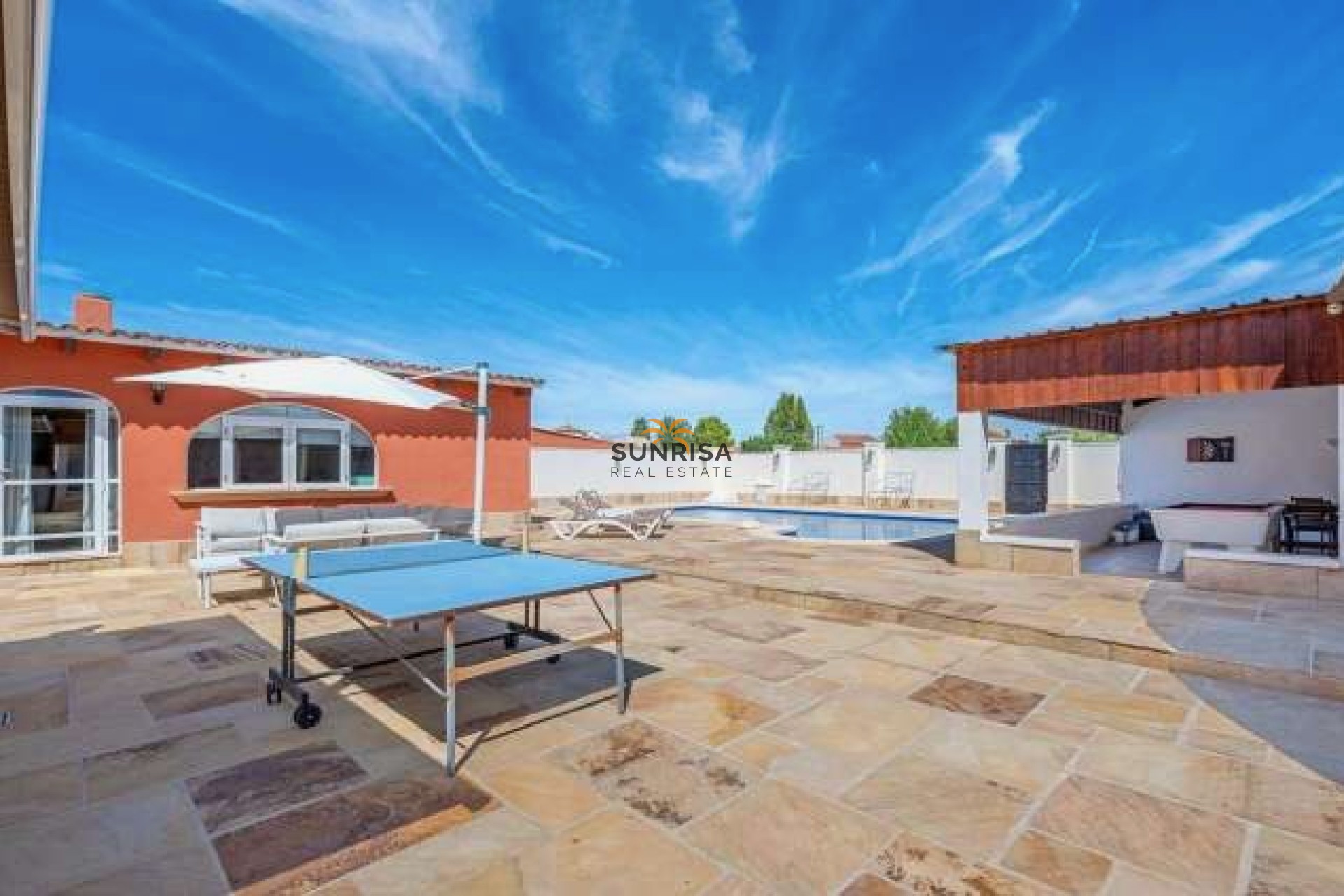 Resale - Villa - Almoradí