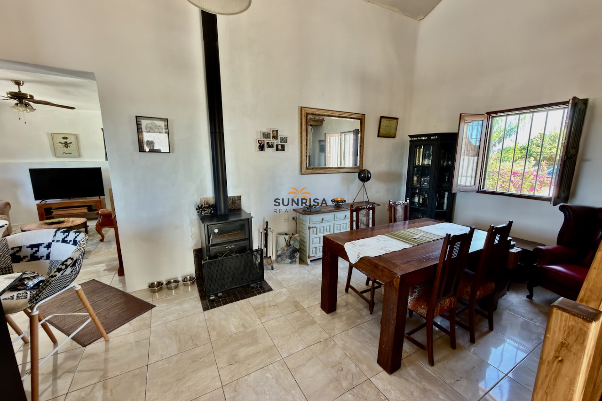 Resale - Finca - Dolores