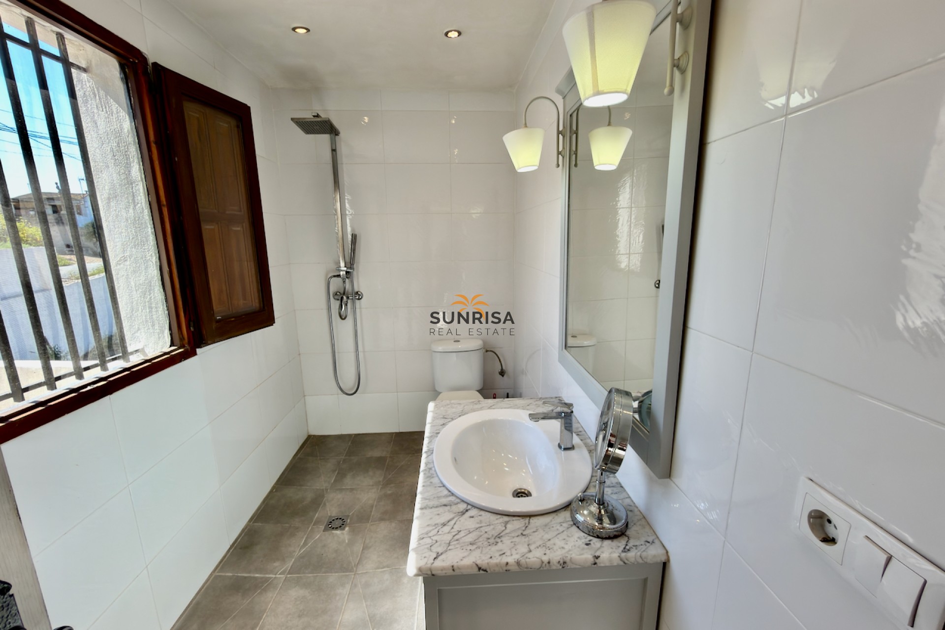 Resale - Finca - Dolores