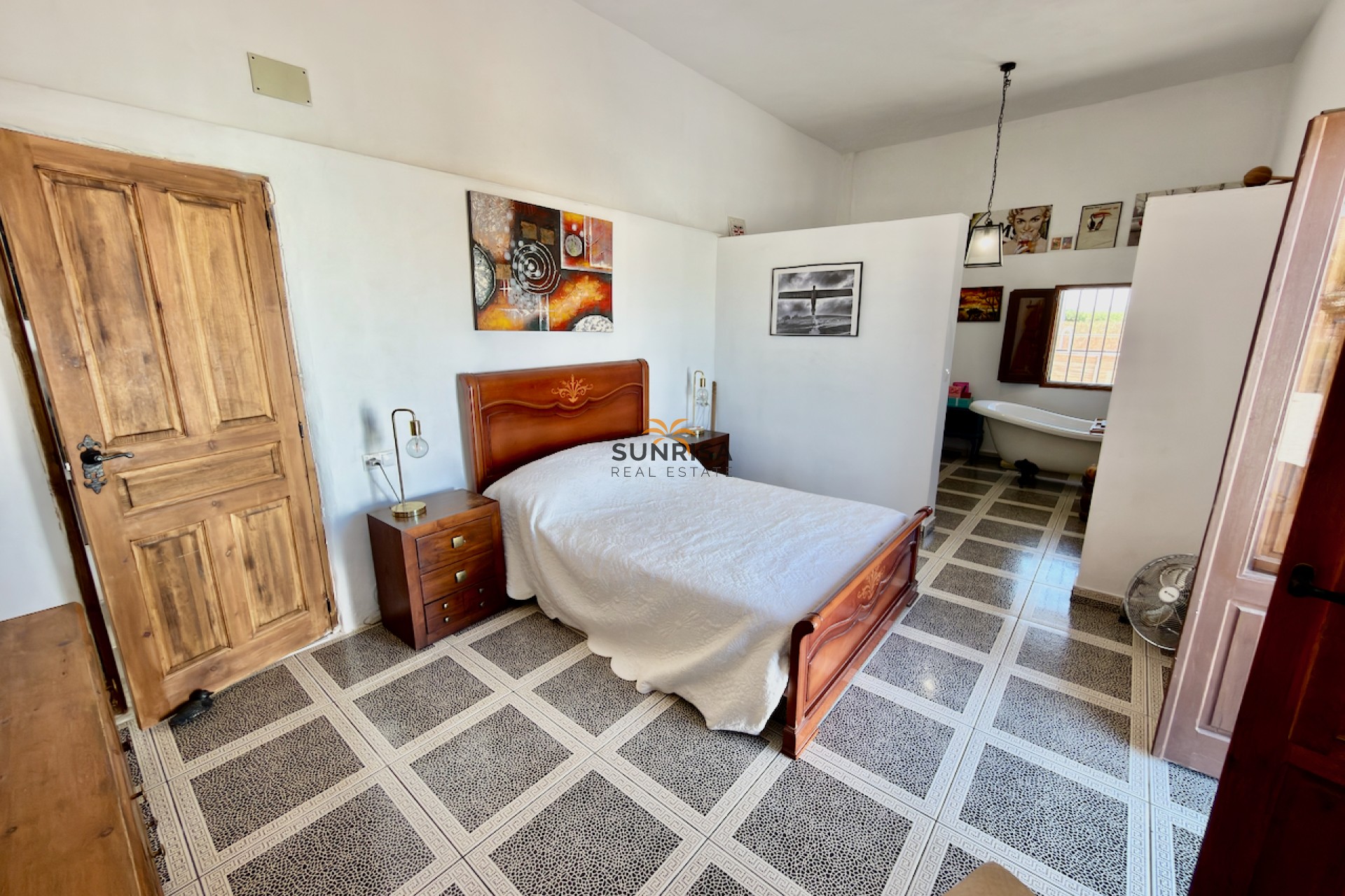 Resale - Finca - Dolores