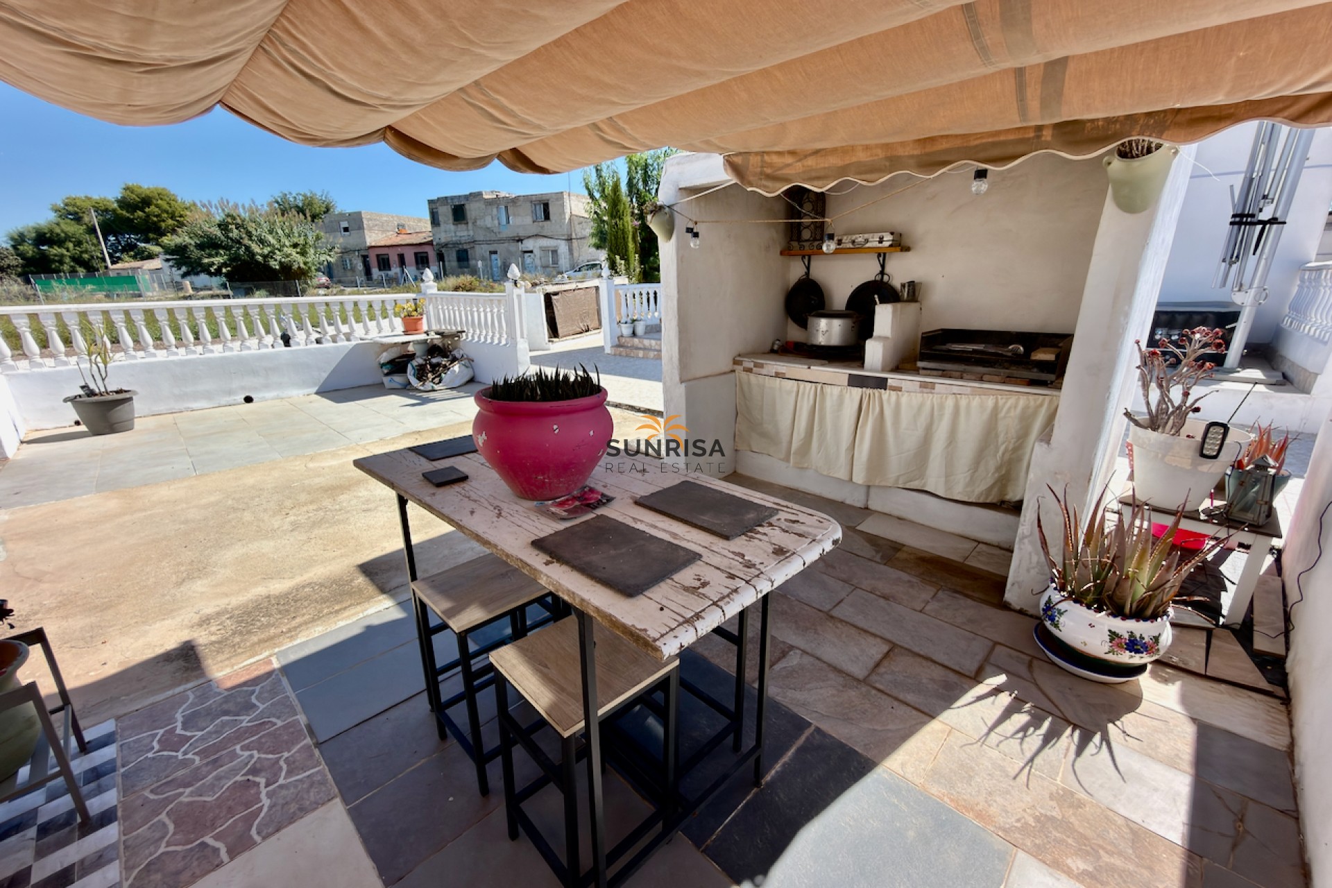 Resale - Finca - Dolores