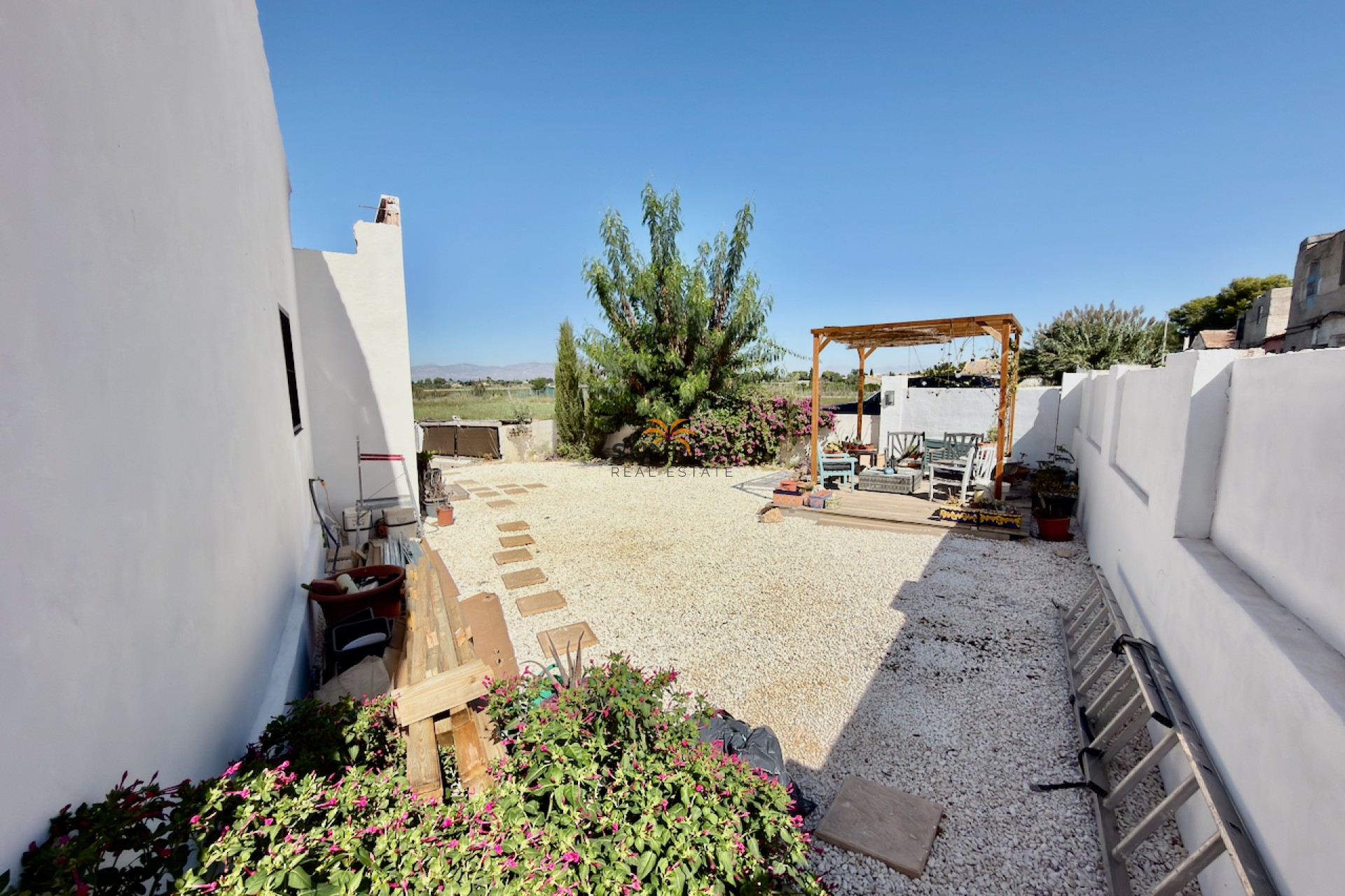 Resale - Finca - Dolores