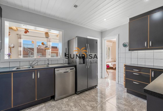 Villa · Resale - Ciudad Quesada · Alicante · Spain