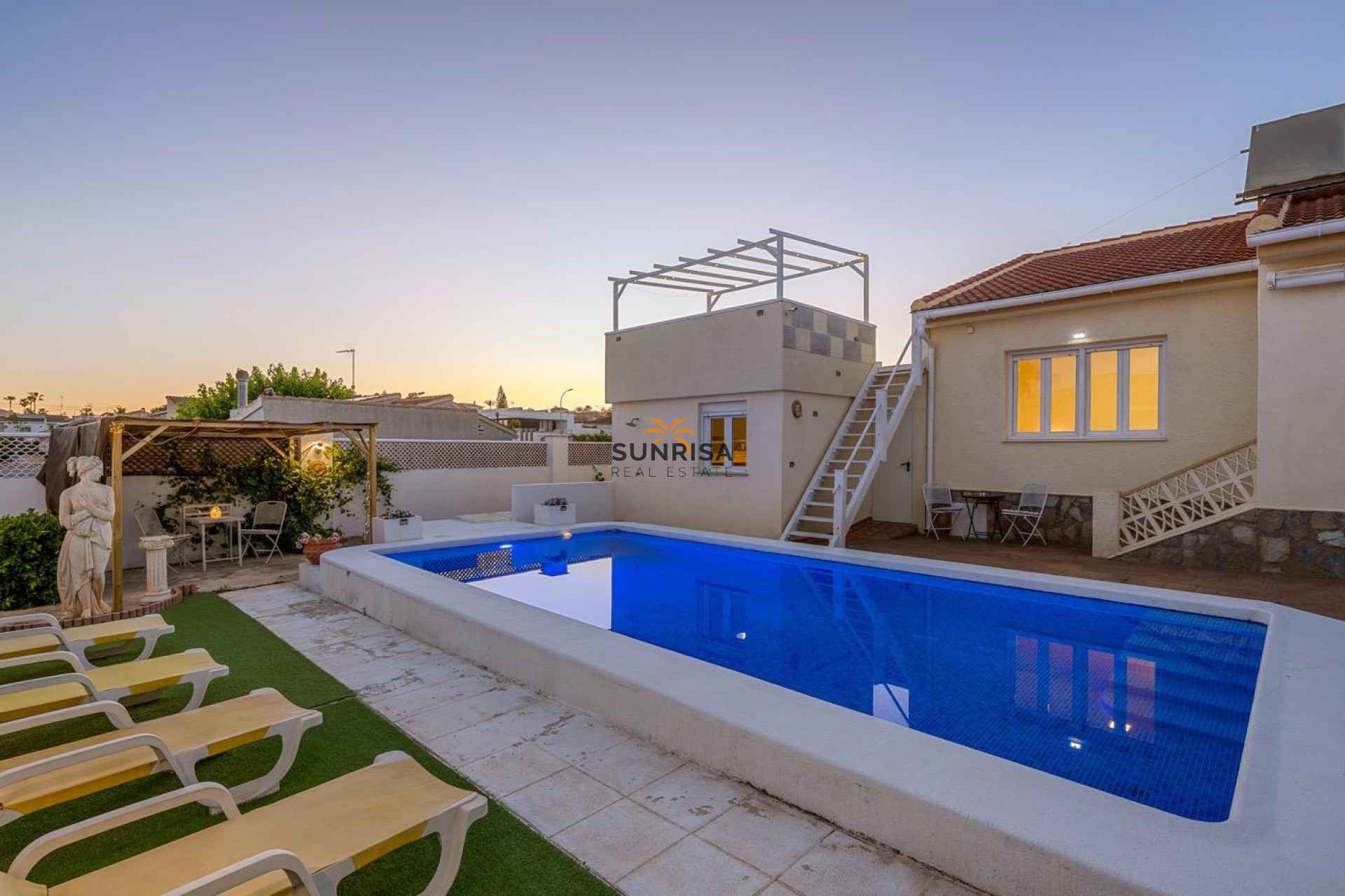 Resale - Villa - Ciudad Quesada