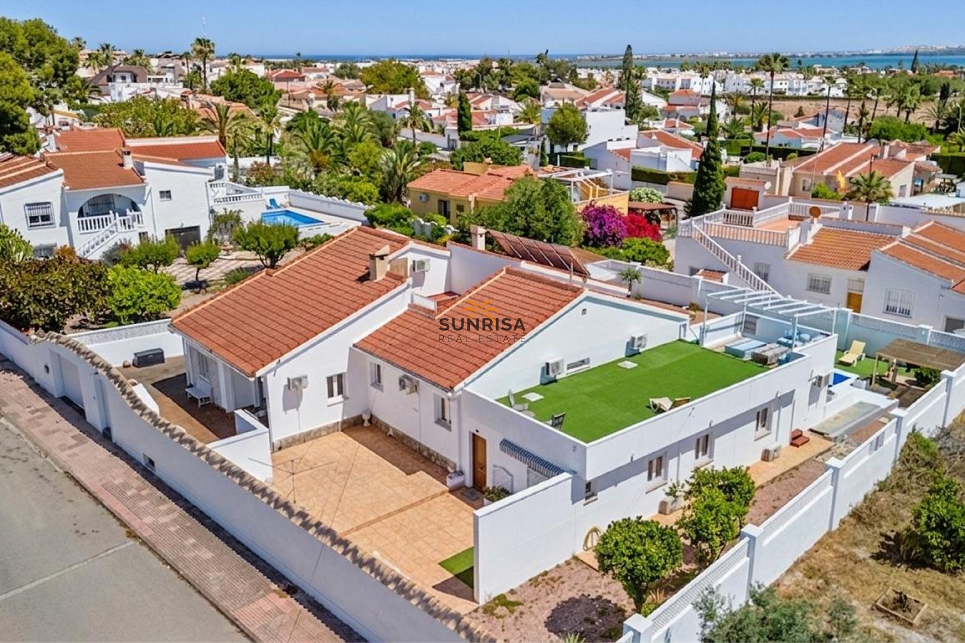 Resale - Villa - Ciudad Quesada
