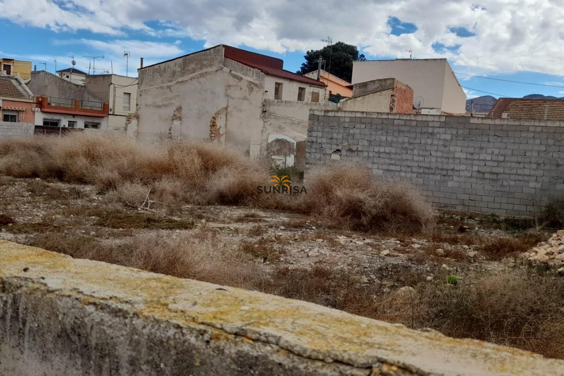 Reventa - Terreno - Benferri
