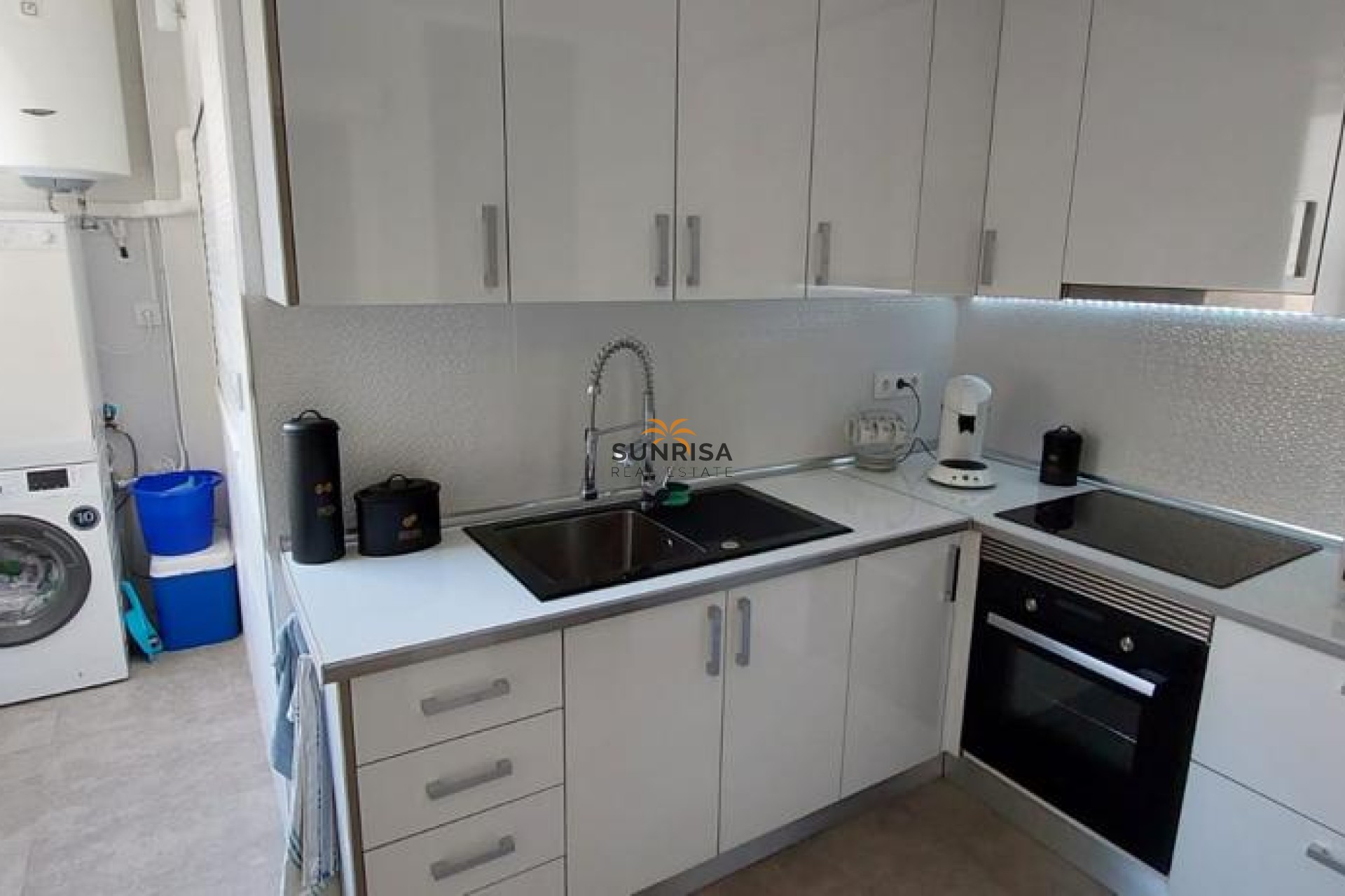 Resale - Apartment - Torrevieja