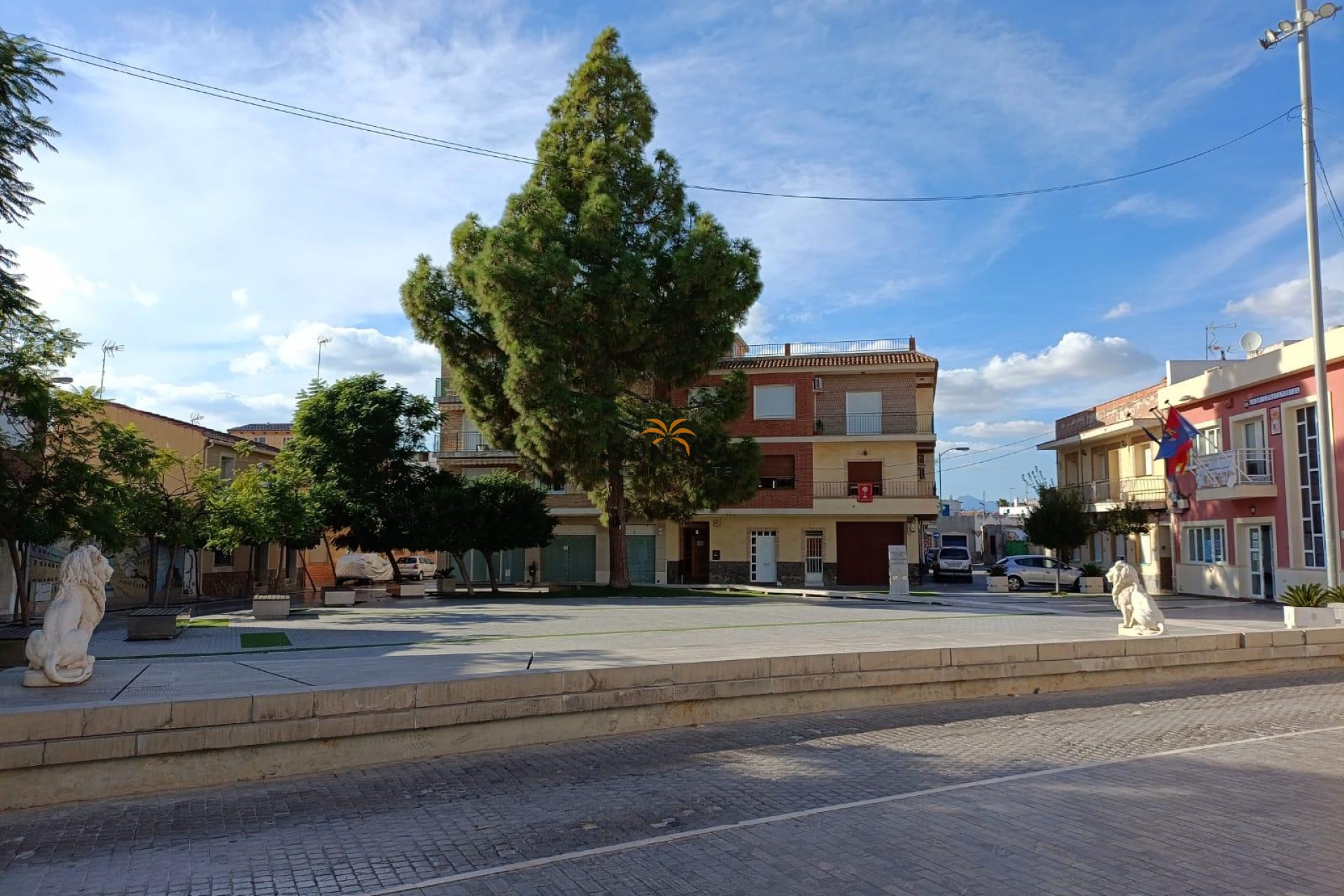 Resale - Commercial premises - Benferri