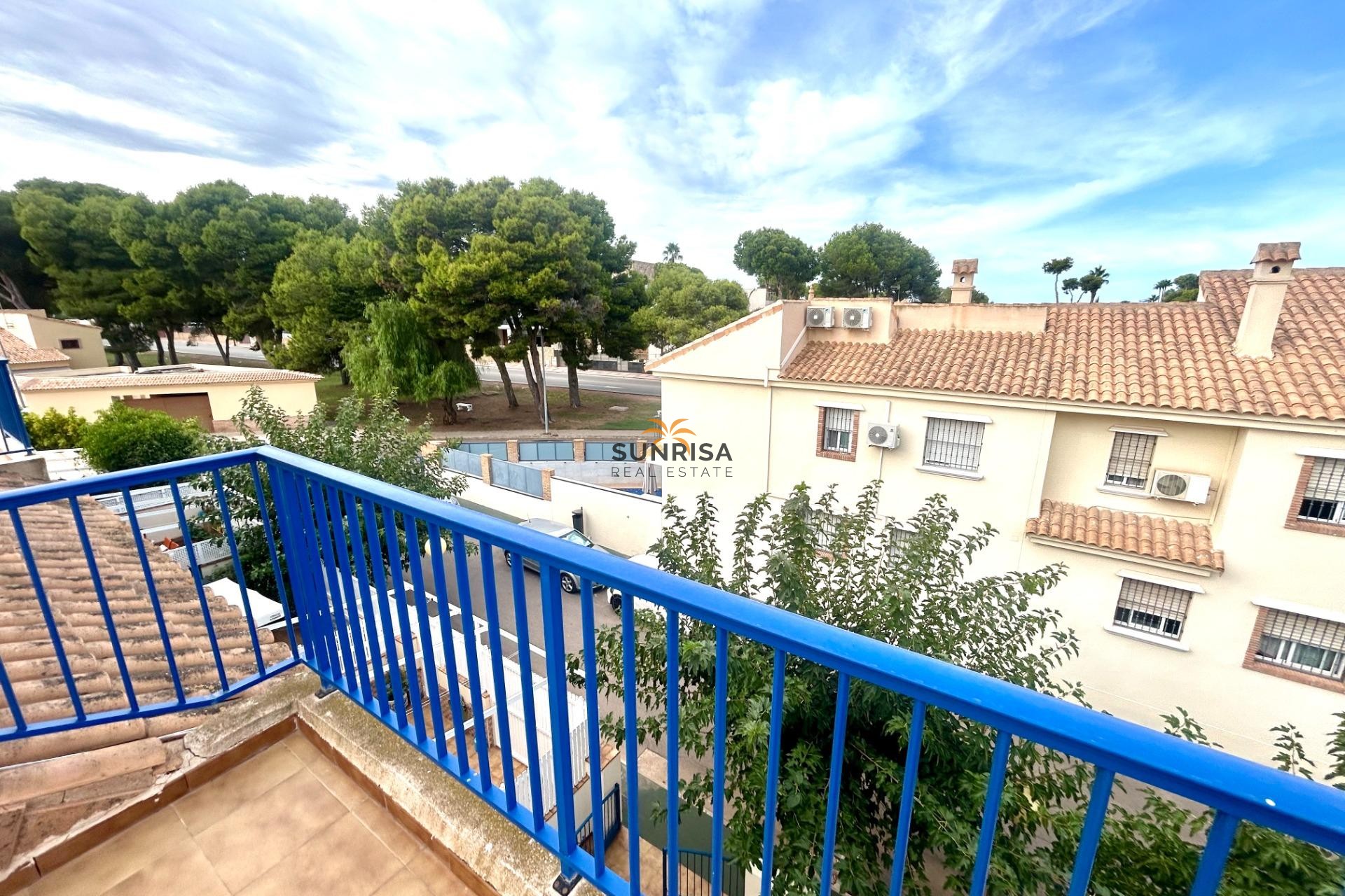Herverkoop - Herenhuis - Dehesa de Campoamor