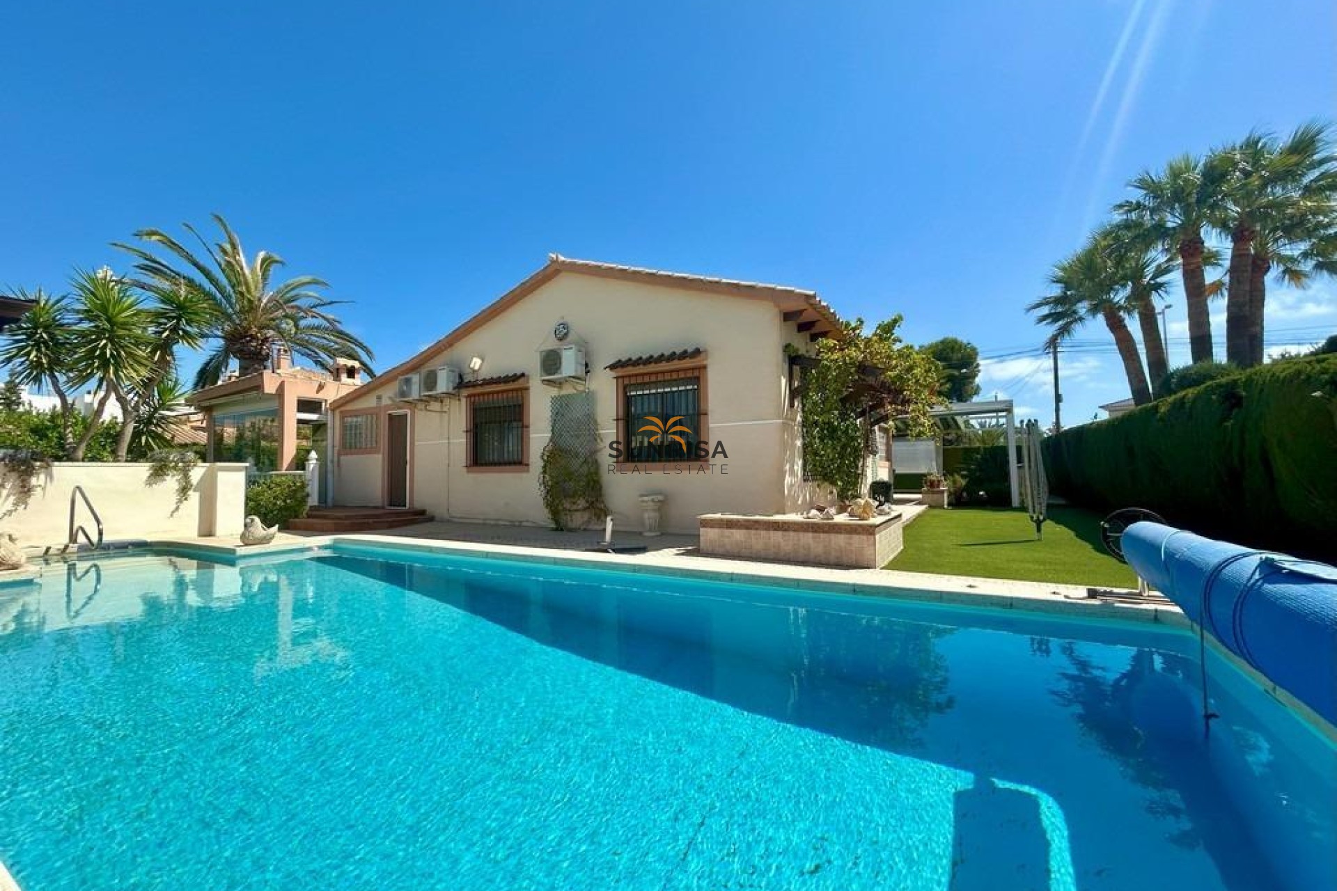 Revente - Villa - Orihuela Costa
