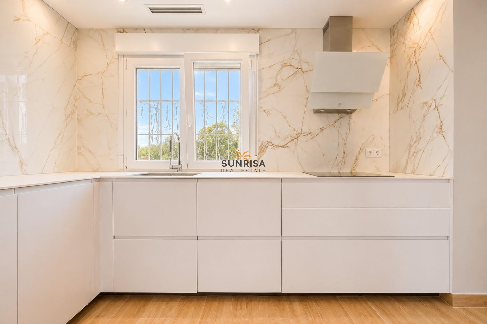 Resale - Villa - Dehesa de Campoamor