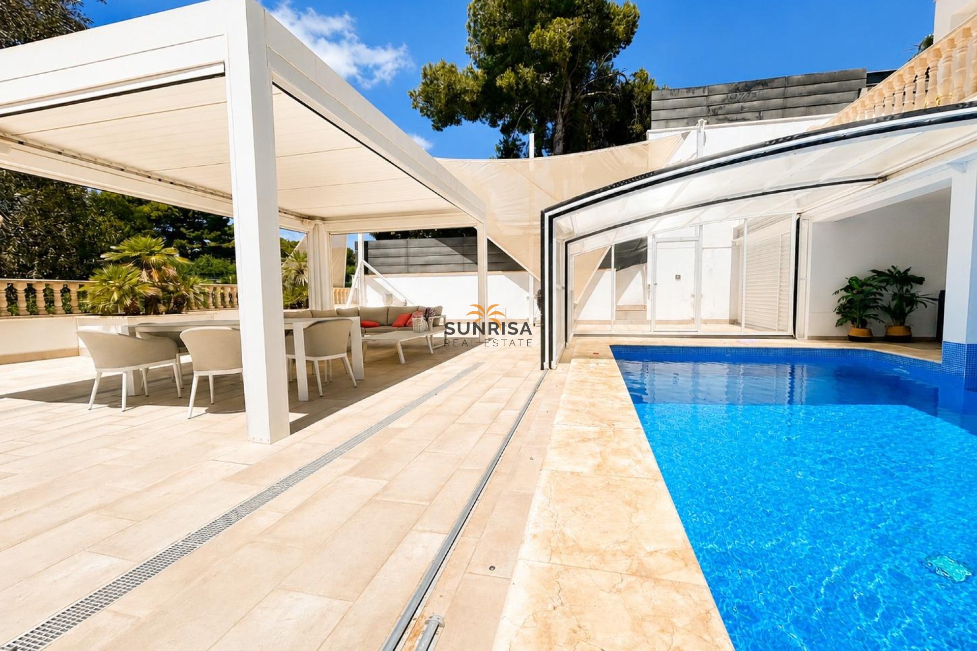 Resale - Villa - Dehesa de Campoamor