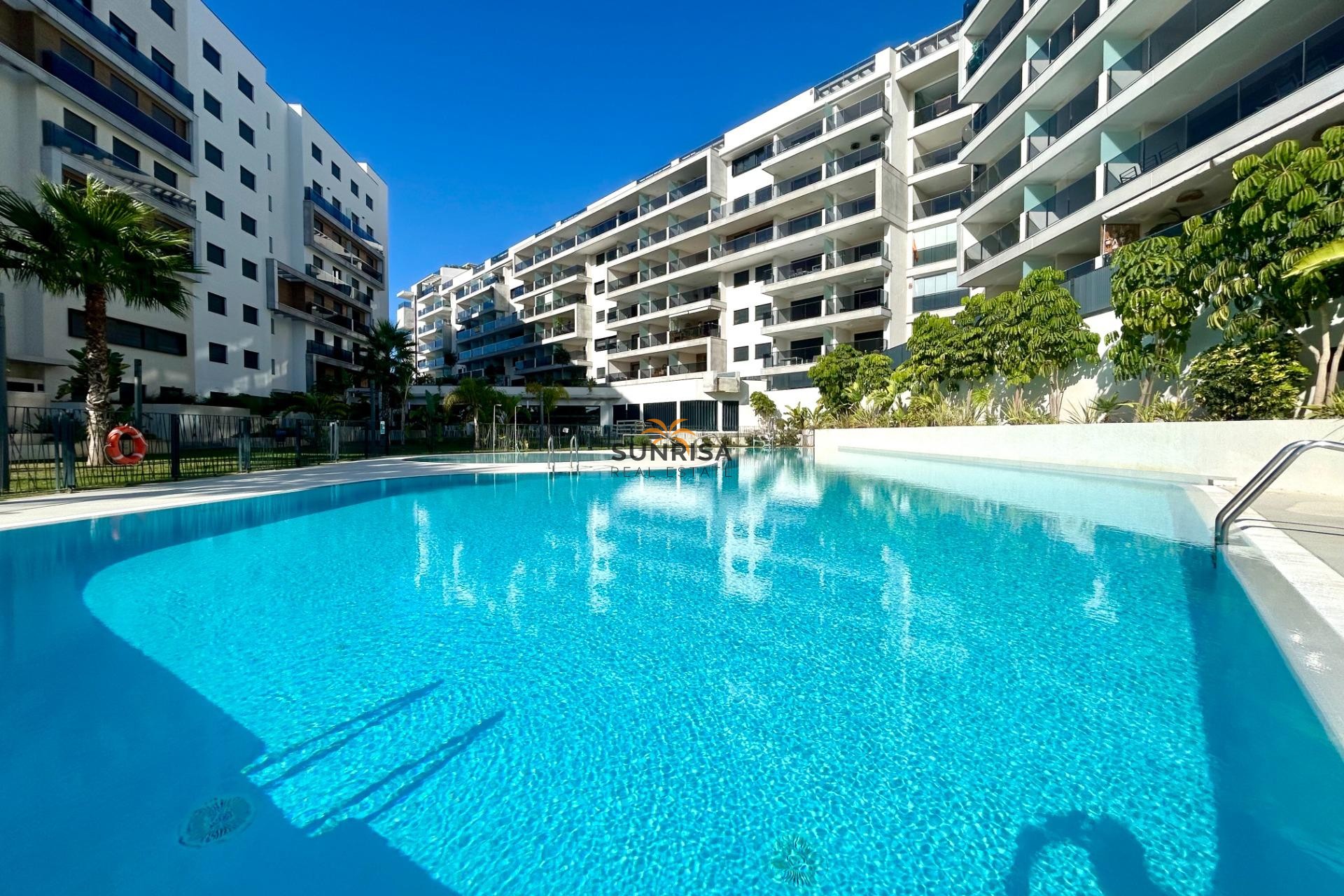 Herverkoop - Appartement - Dehesa de Campoamor