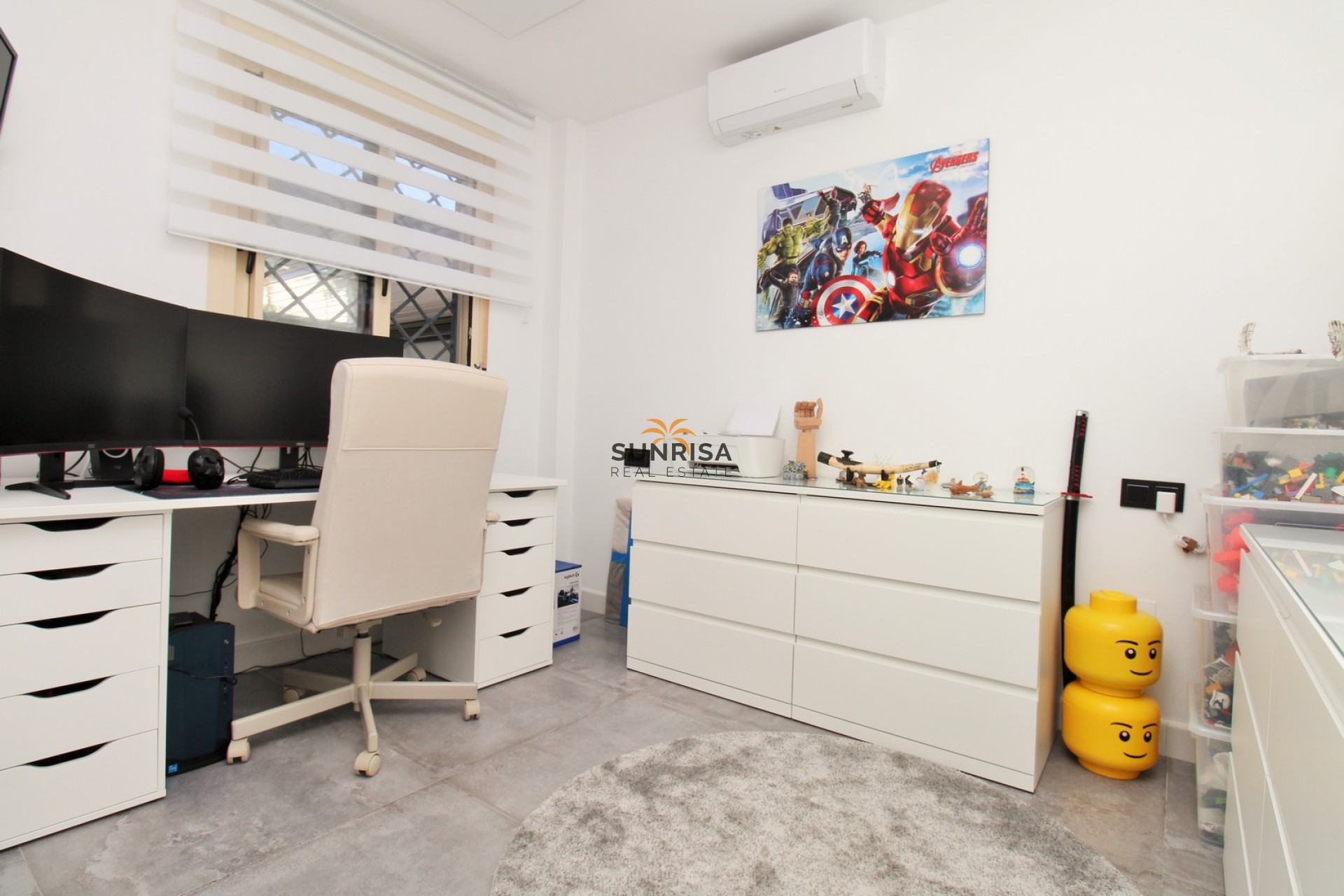 Resale - Villa - Mil Palmeras