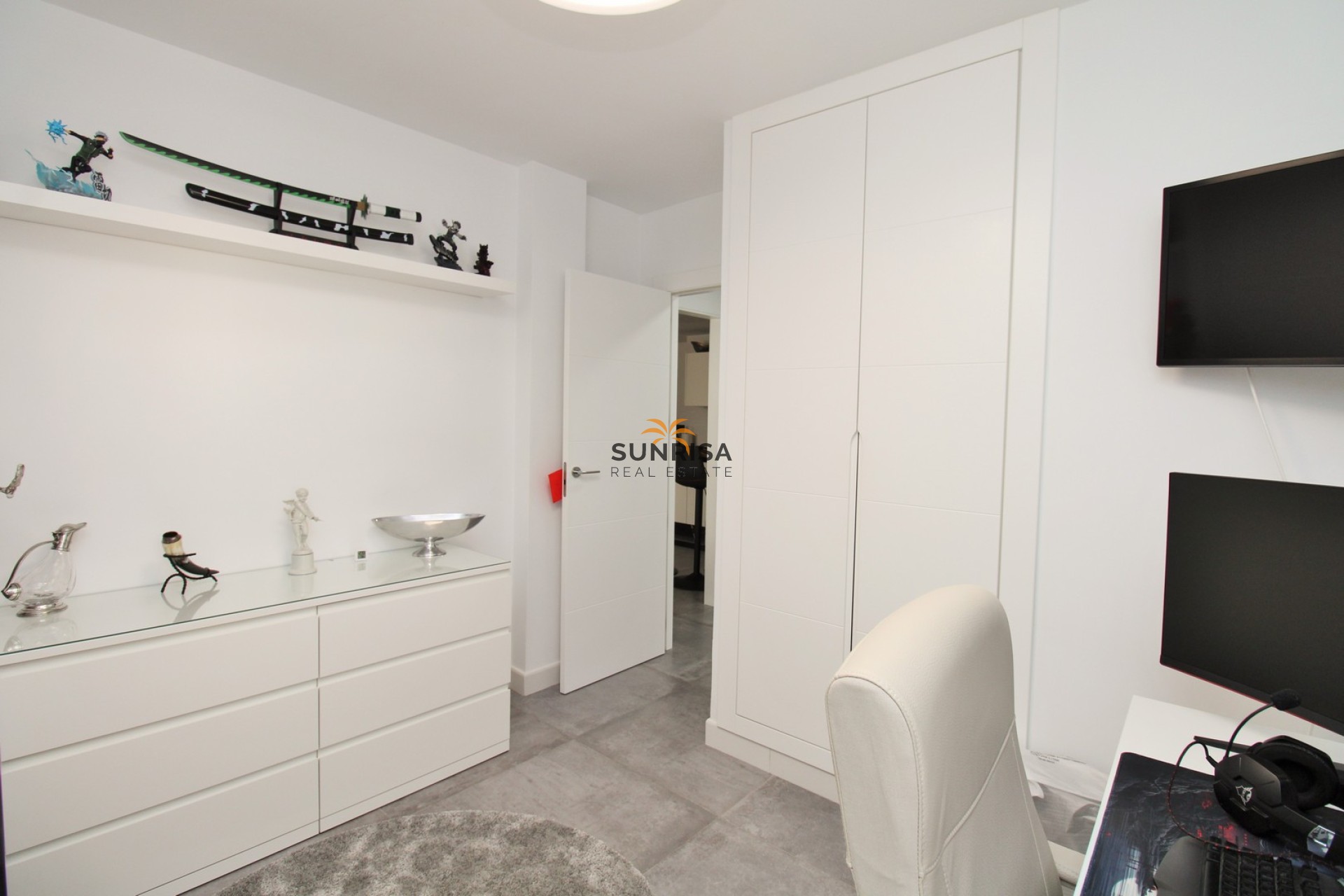 Resale - Villa - Mil Palmeras