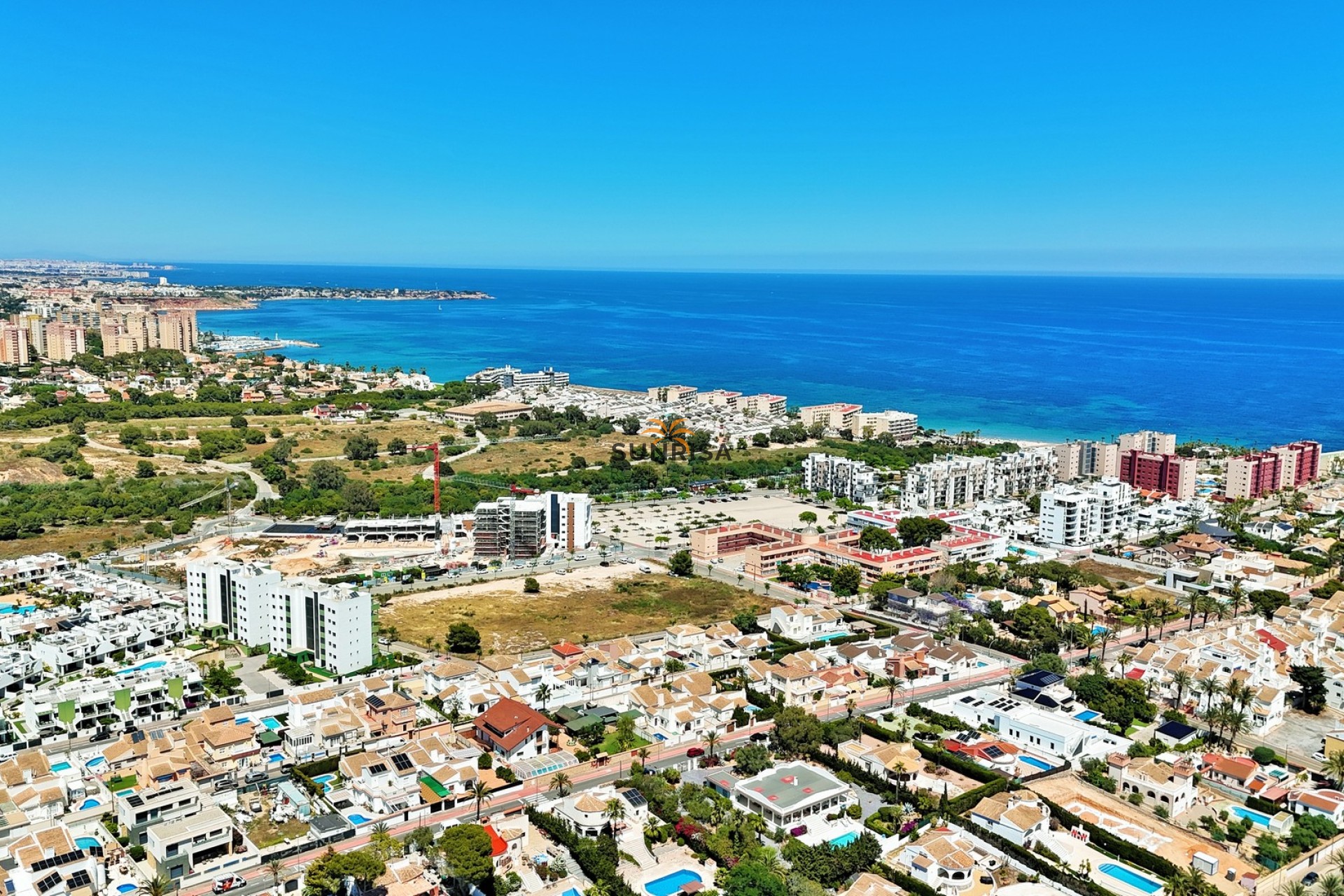 Resale - Villa - Mil Palmeras