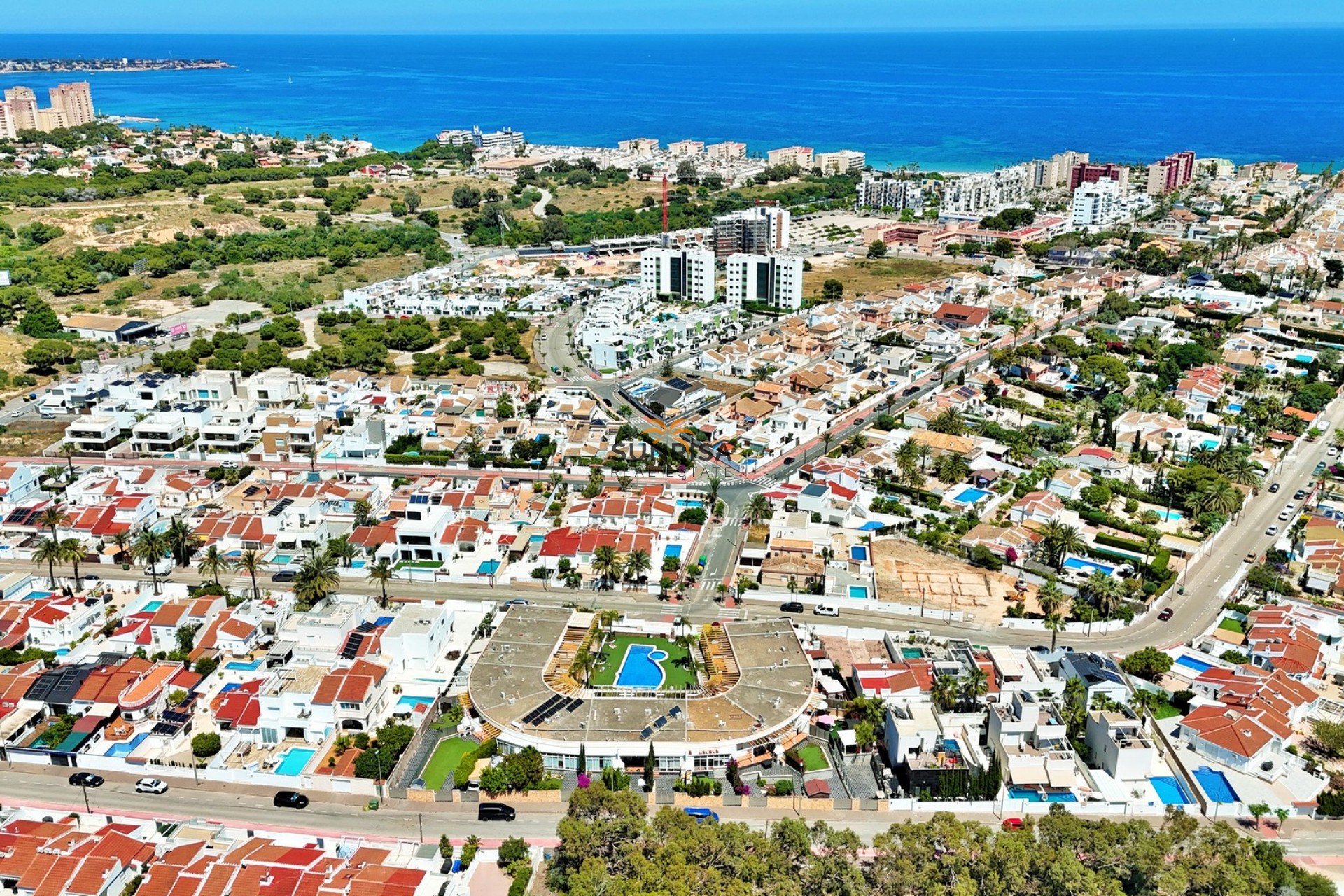 Resale - Villa - Mil Palmeras
