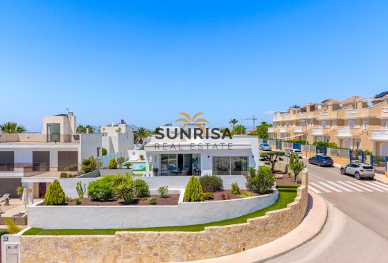 Villa · Resale - La Marina · Alicante · Spain