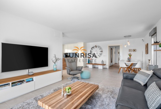 Villa · Resale - La Marina · Alicante · Spain