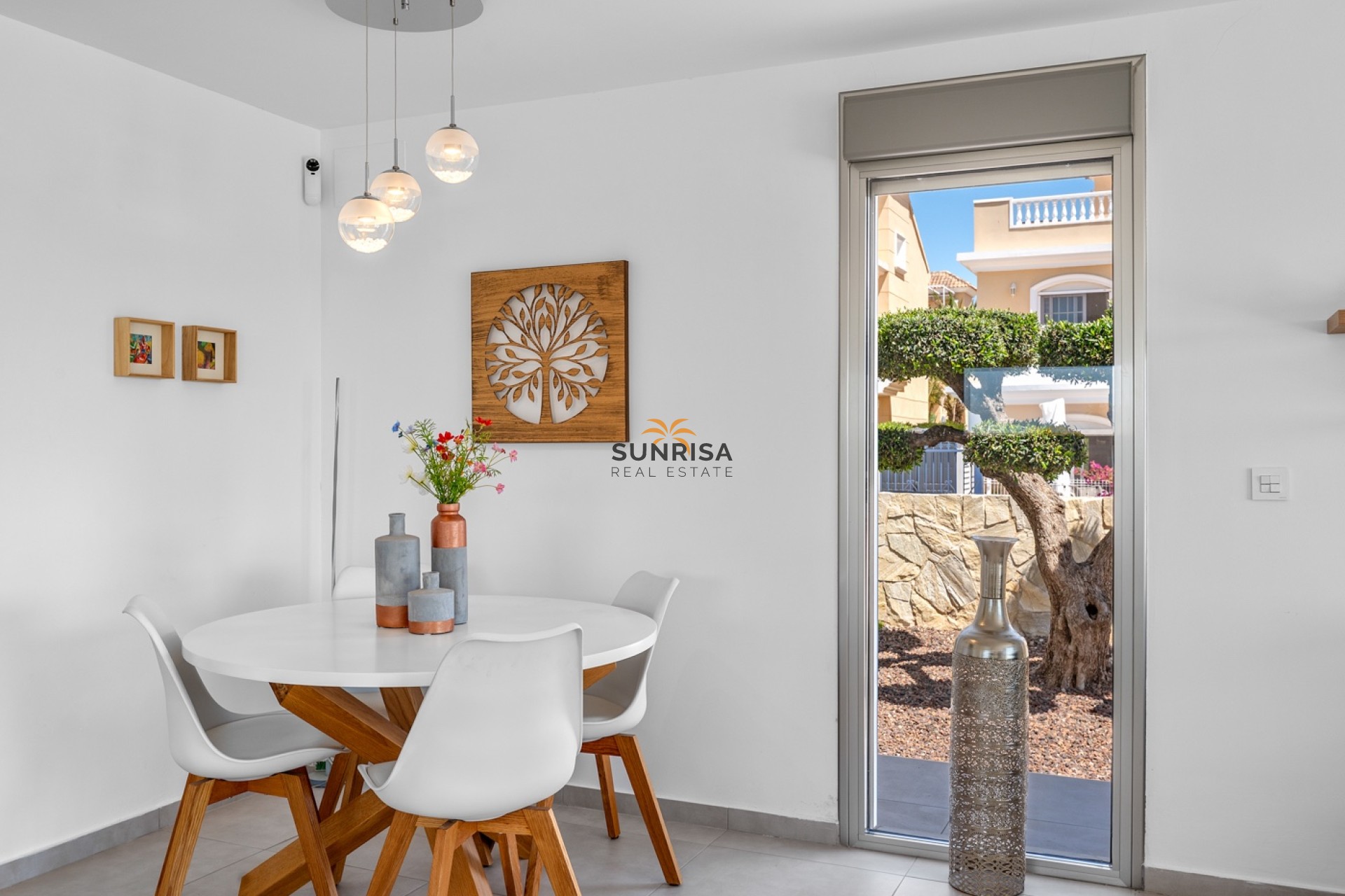 Resale - Villa - La Marina