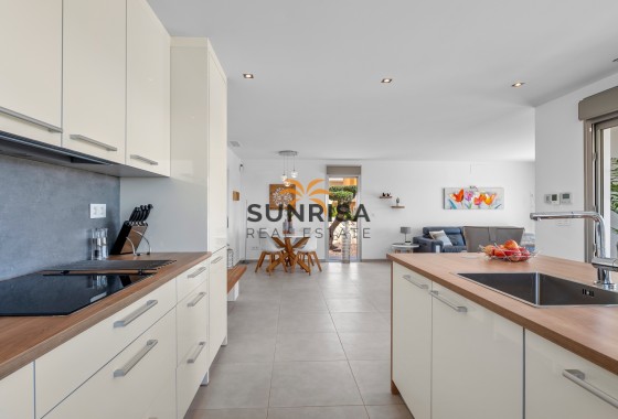 Villa · Resale - La Marina · Alicante · Spain