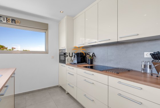Villa · Resale - La Marina · Alicante · Spain