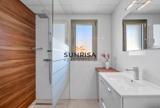 Villa · Resale - La Marina · Alicante · Spain